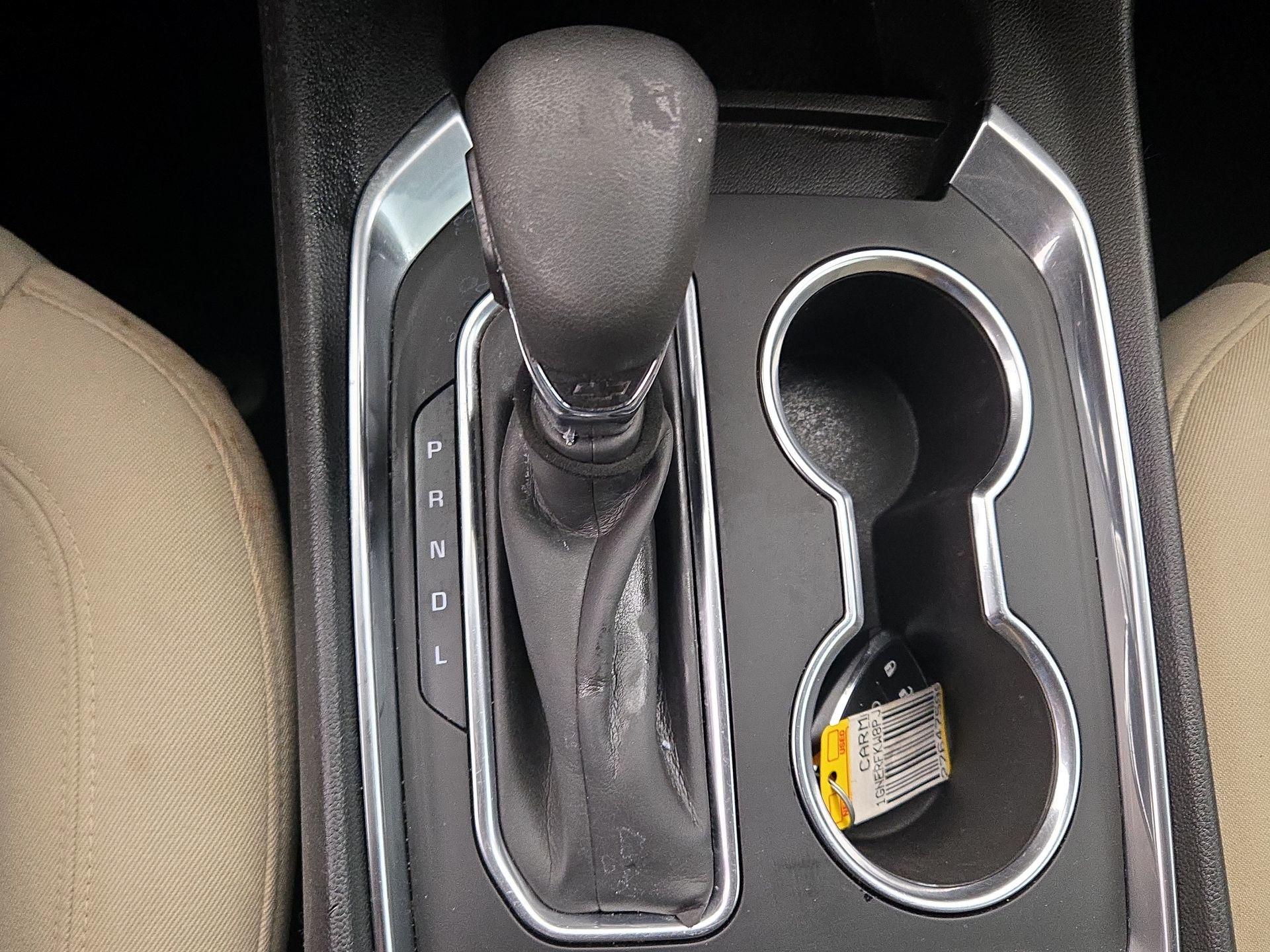 Thumbnail: 2023 Chevrolet Traverse - 17