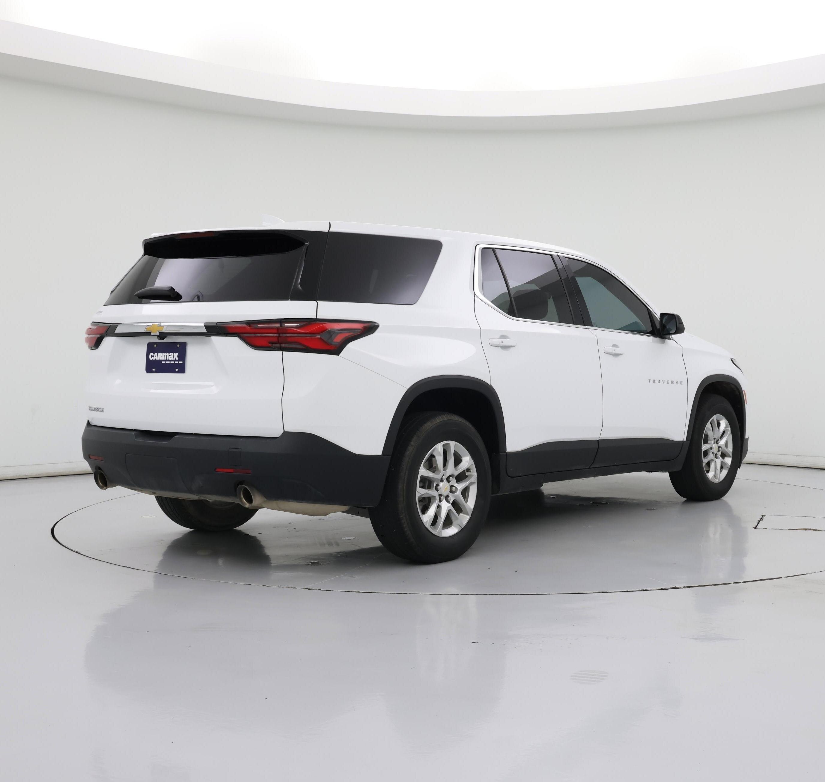 Thumbnail: 2023 Chevrolet Traverse - 8