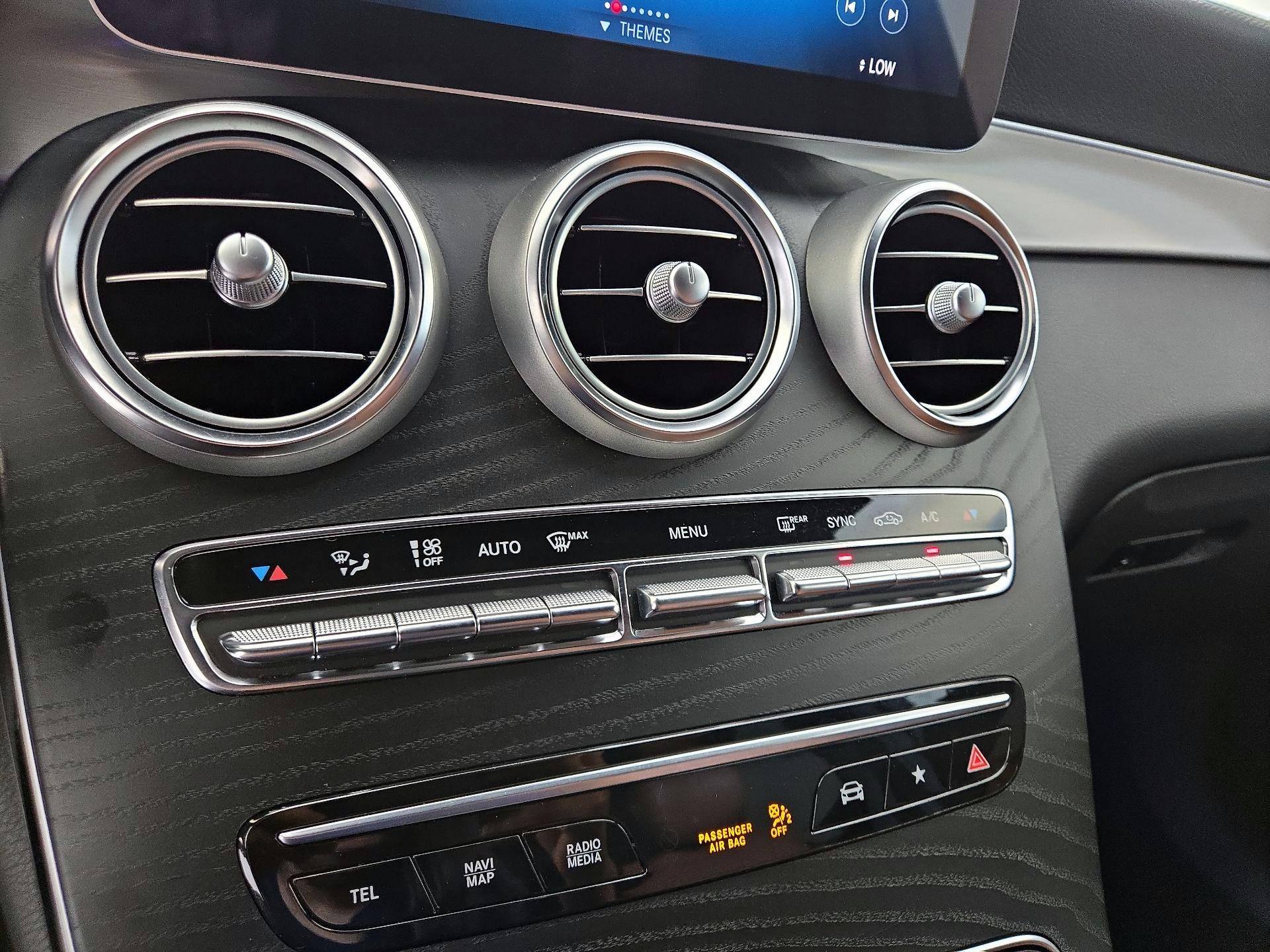 Thumbnail: 2022 Mercedes-Benz GLC - 17