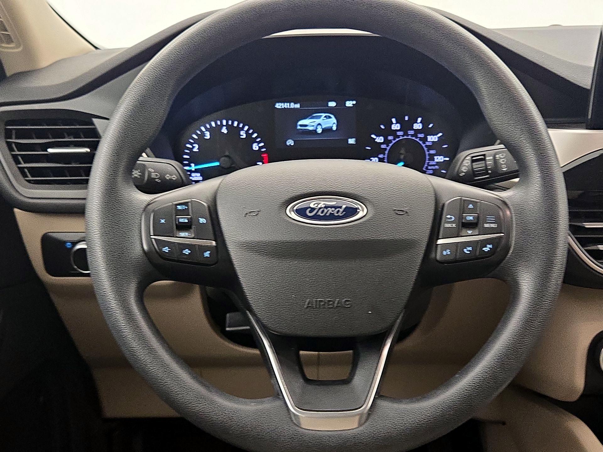 Thumbnail: 2020 Ford Escape - 10