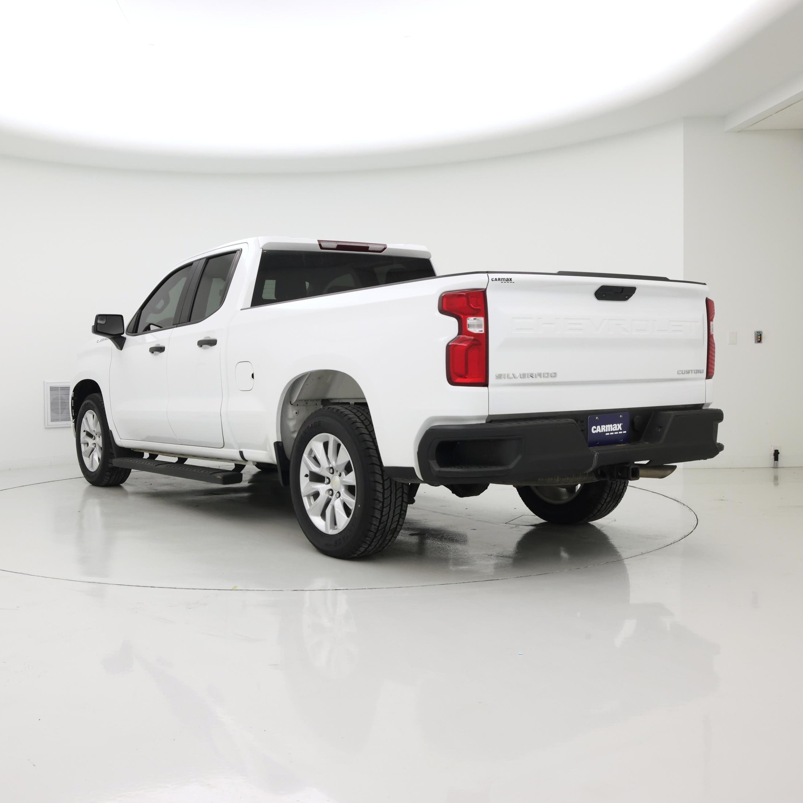 Thumbnail: 2021 Chevrolet Silverado 1500 - 2
