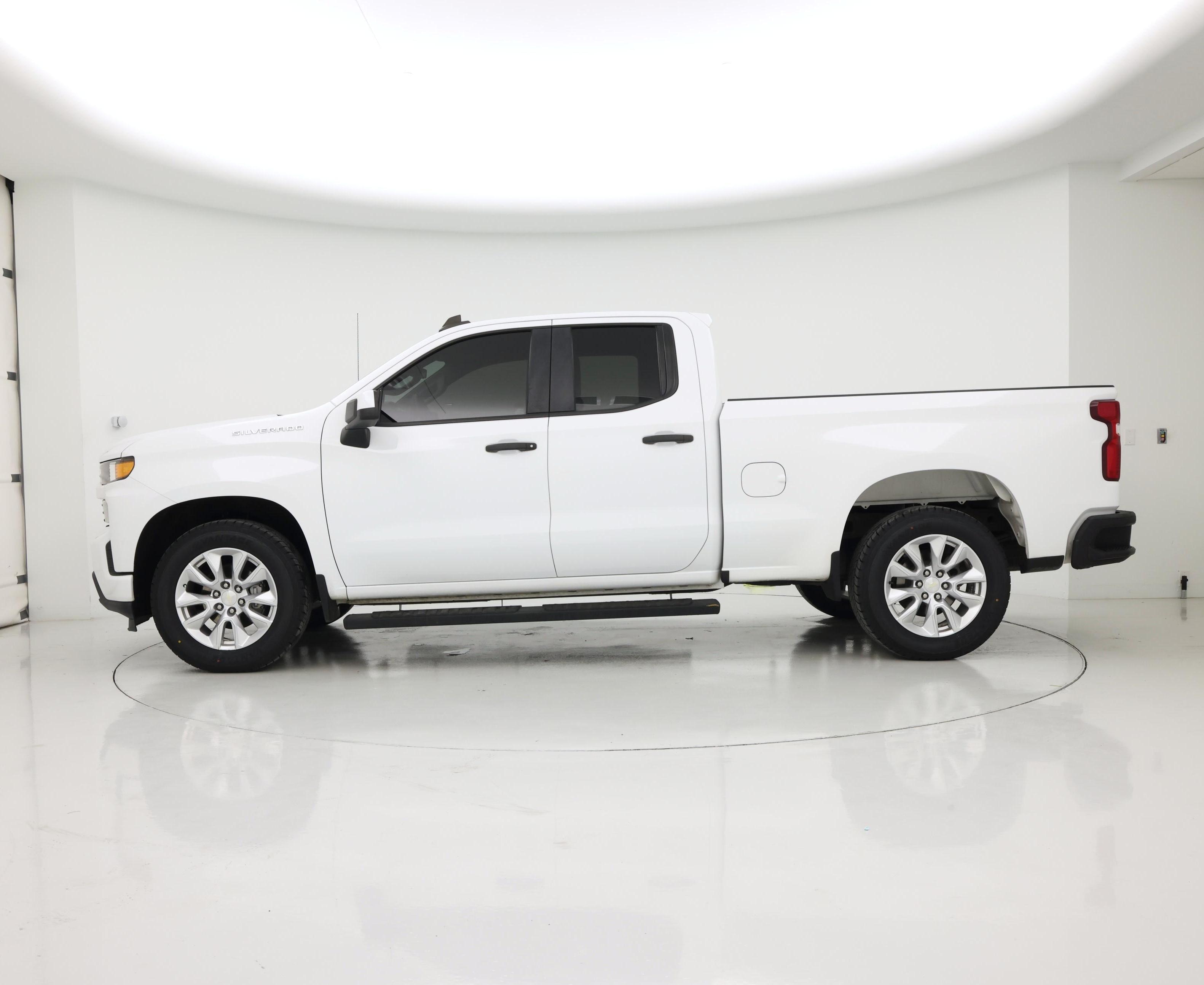 Thumbnail: 2021 Chevrolet Silverado 1500 - 3