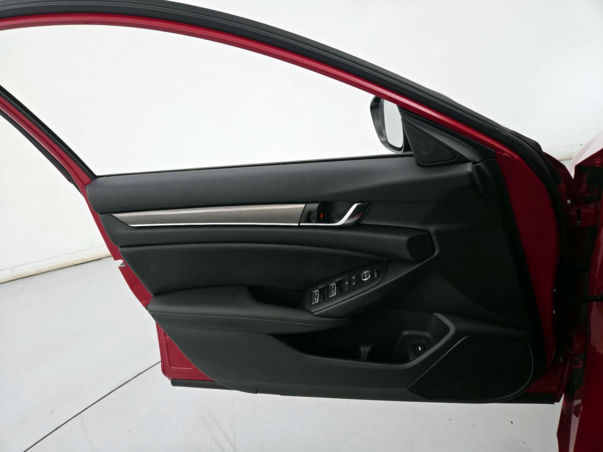 Thumbnail: 2022 Honda Accord - 12
