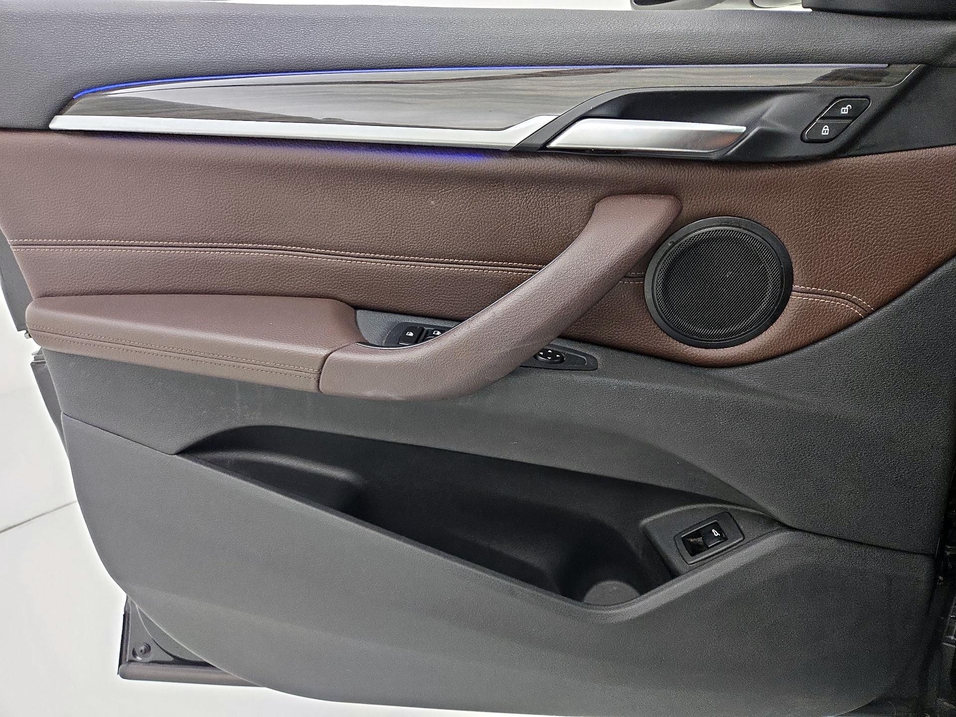 Thumbnail: 2021 BMW X1 - 12
