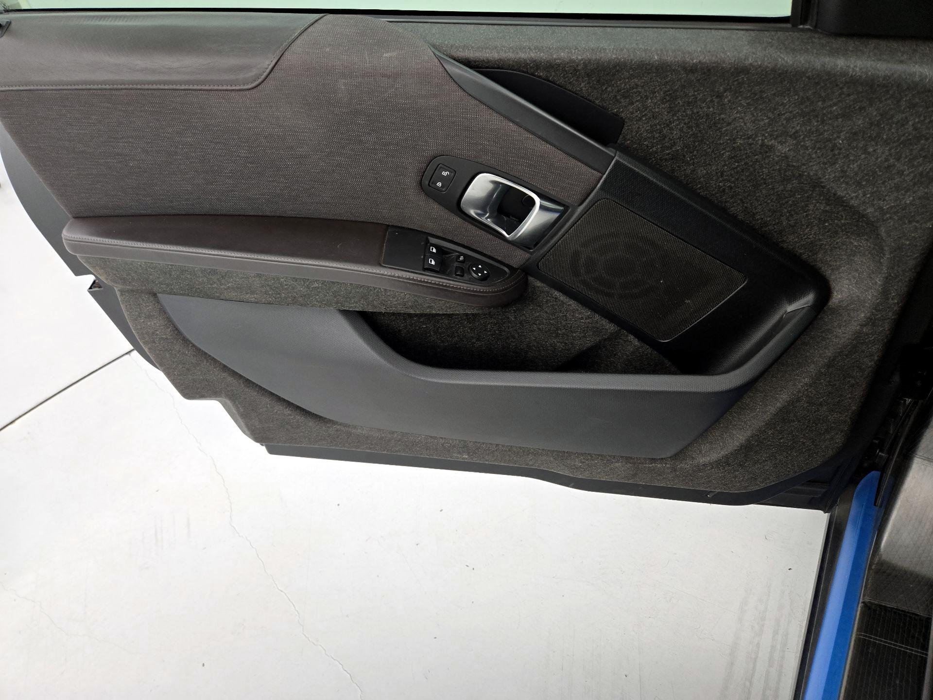 Thumbnail: 2017 BMW i3 - 12