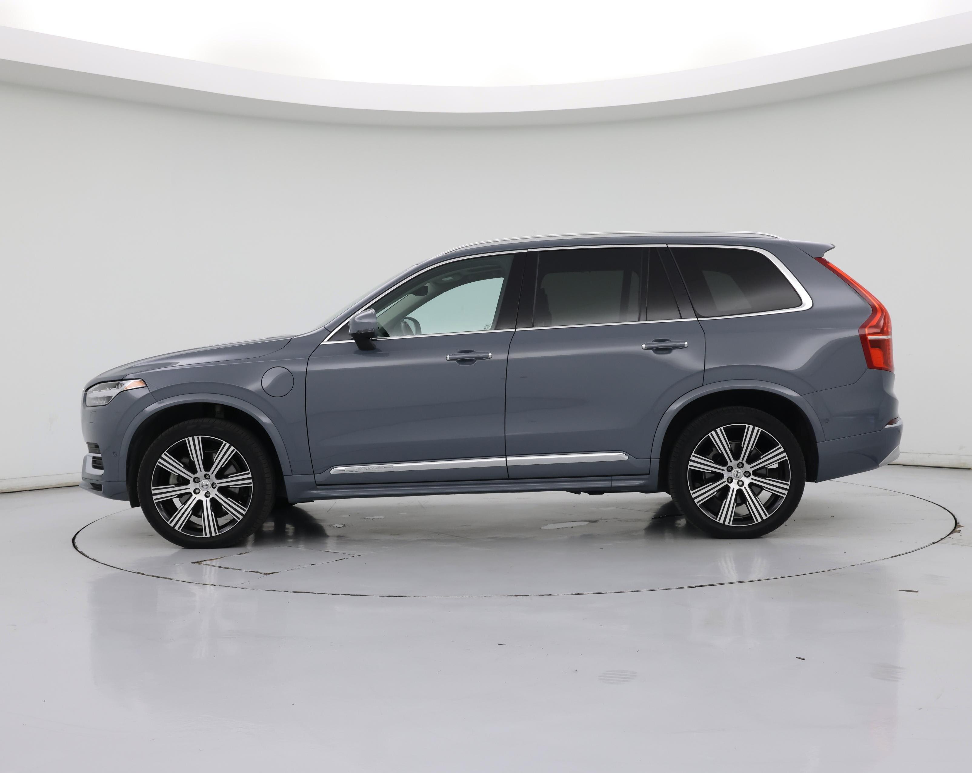 Thumbnail: 2022 Volvo XC90 - 3