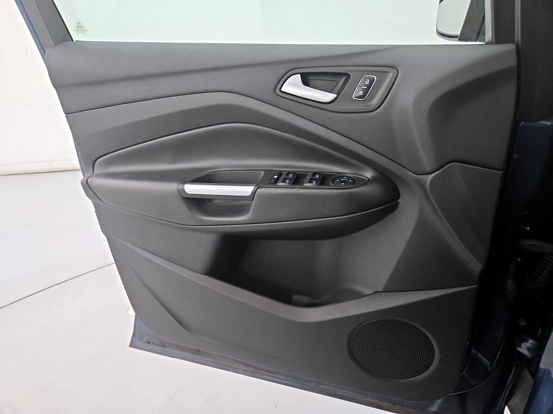 Thumbnail: 2018 Ford Escape - 12