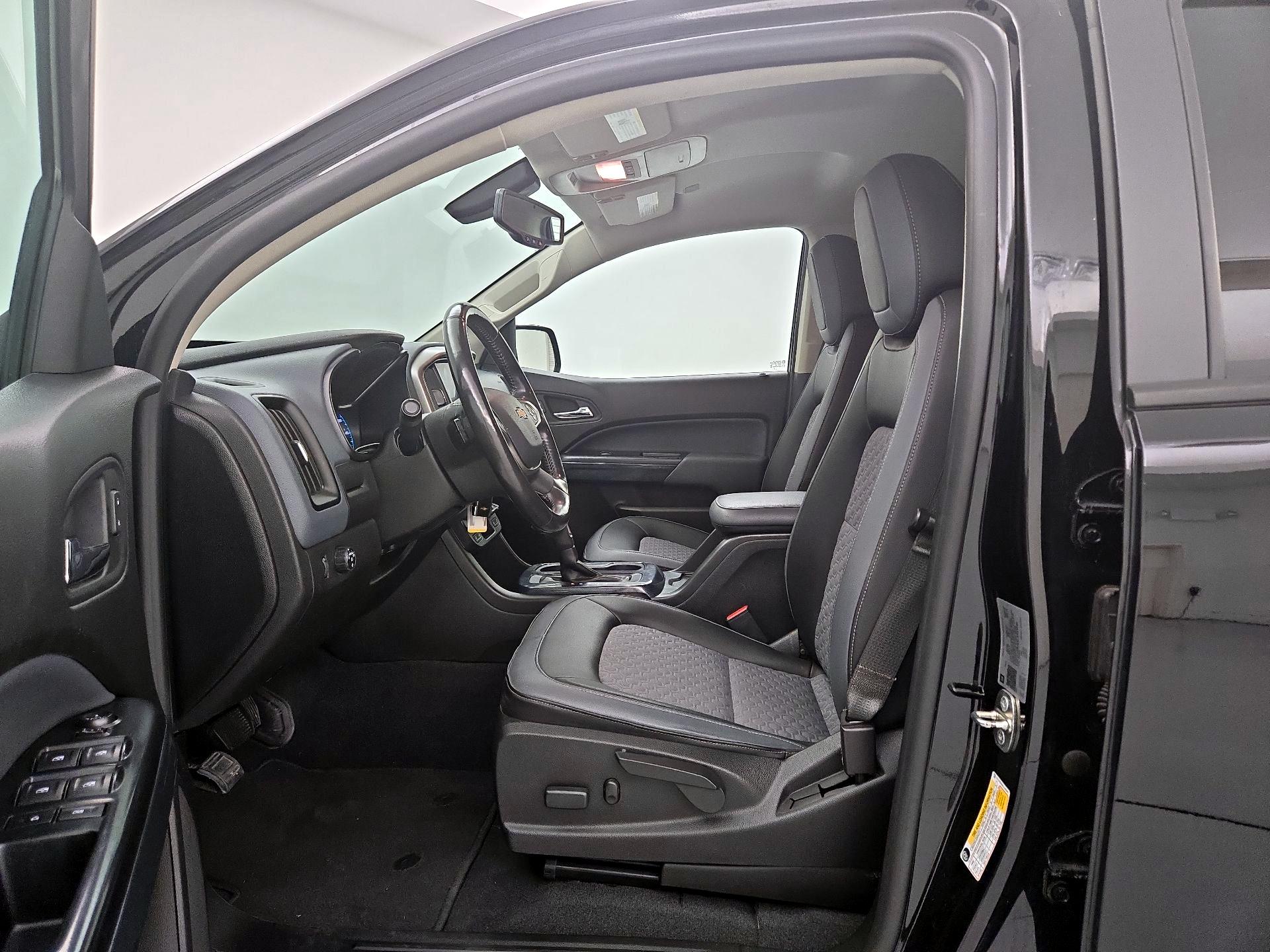 Thumbnail: 2020 Chevrolet Colorado - 11