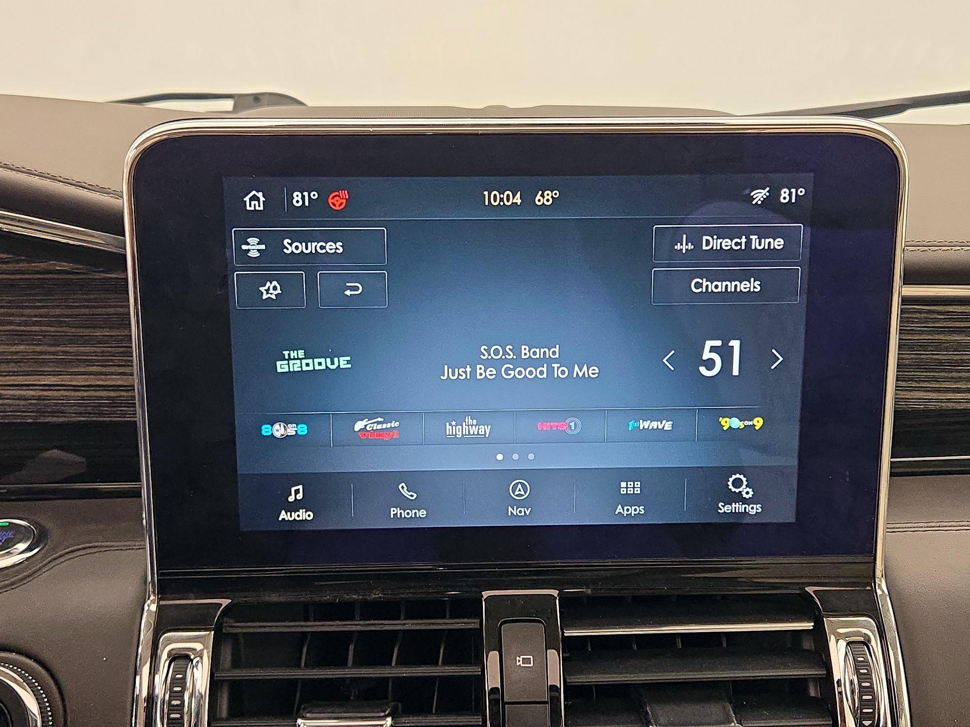 Thumbnail: 2020 Lincoln Navigator - 16