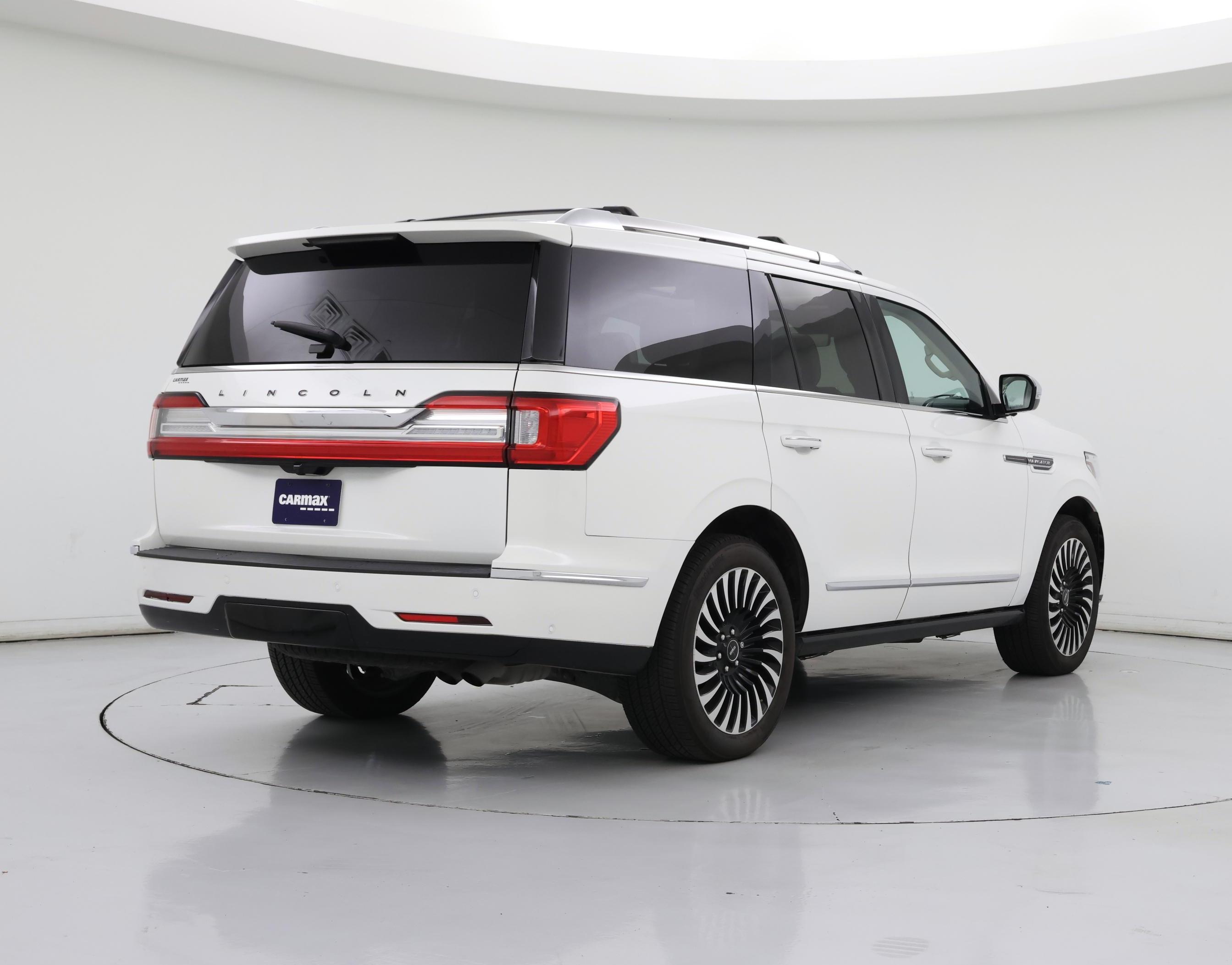 Thumbnail: 2020 Lincoln Navigator - 8