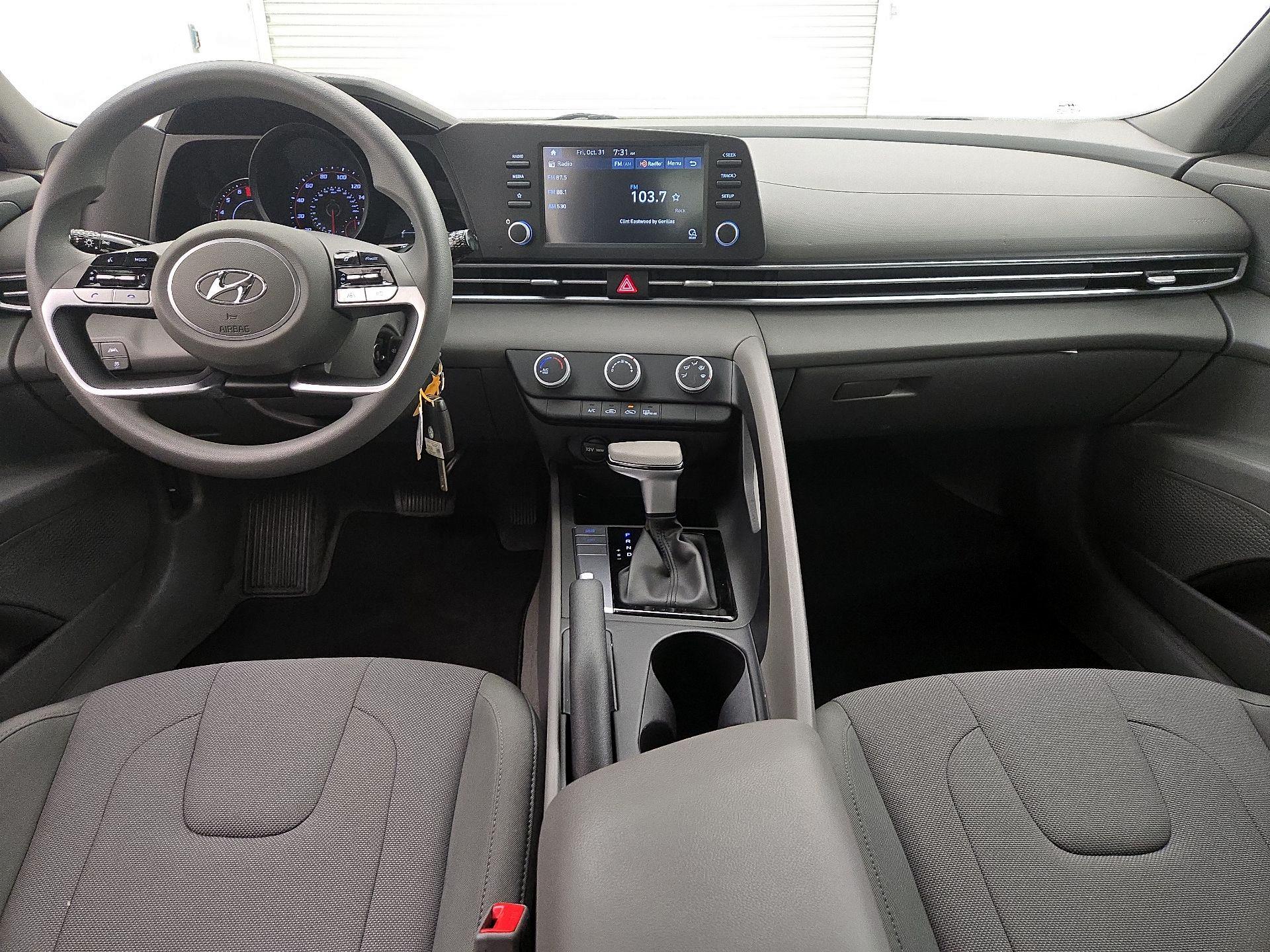 Thumbnail: 2023 Hyundai Elantra - 9