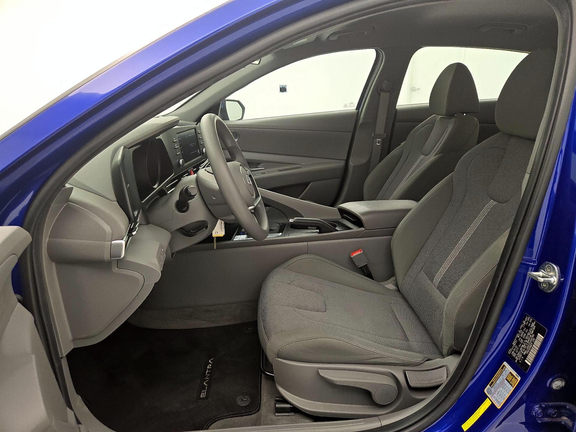 Thumbnail: 2023 Hyundai Elantra - 11