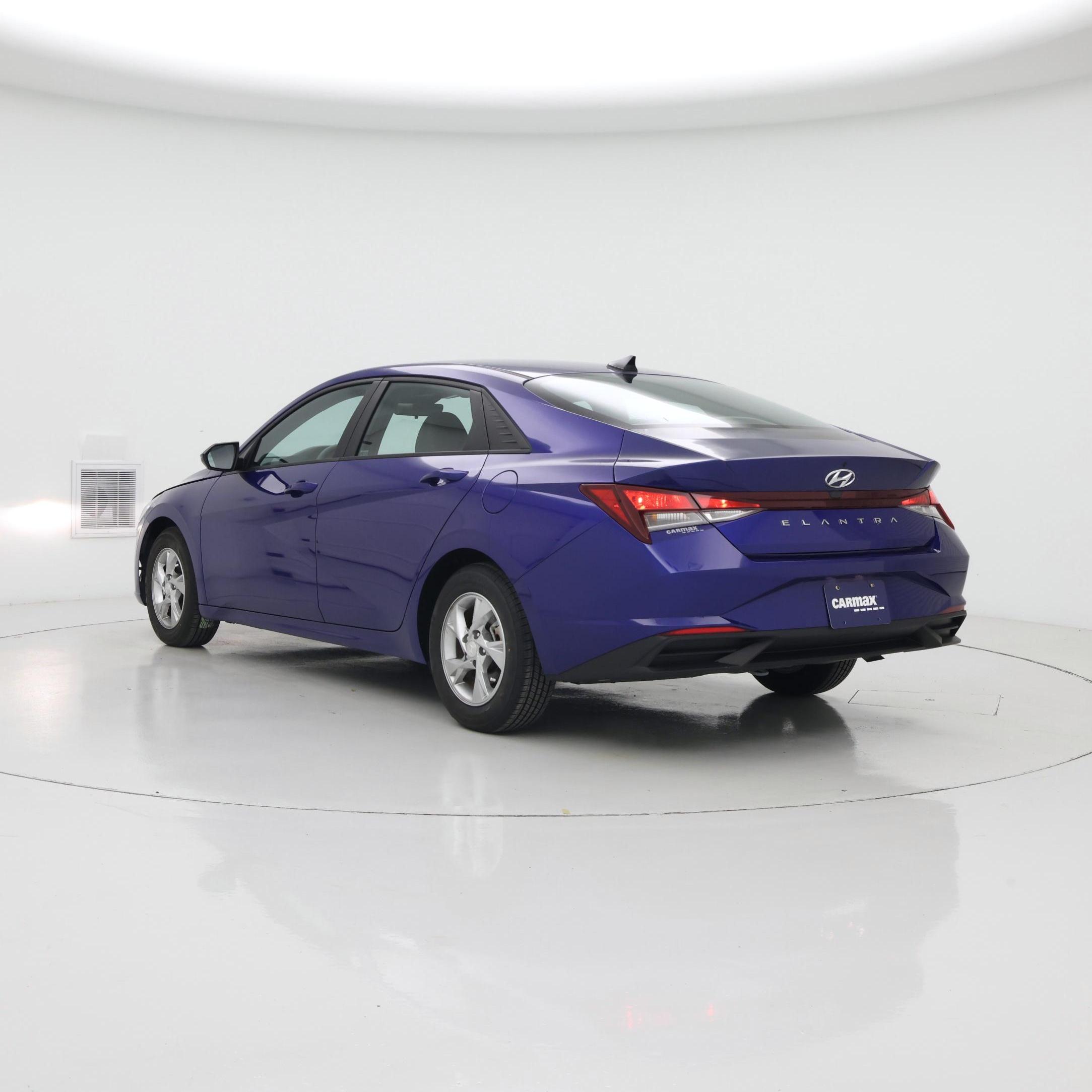 Thumbnail: 2023 Hyundai Elantra - 2