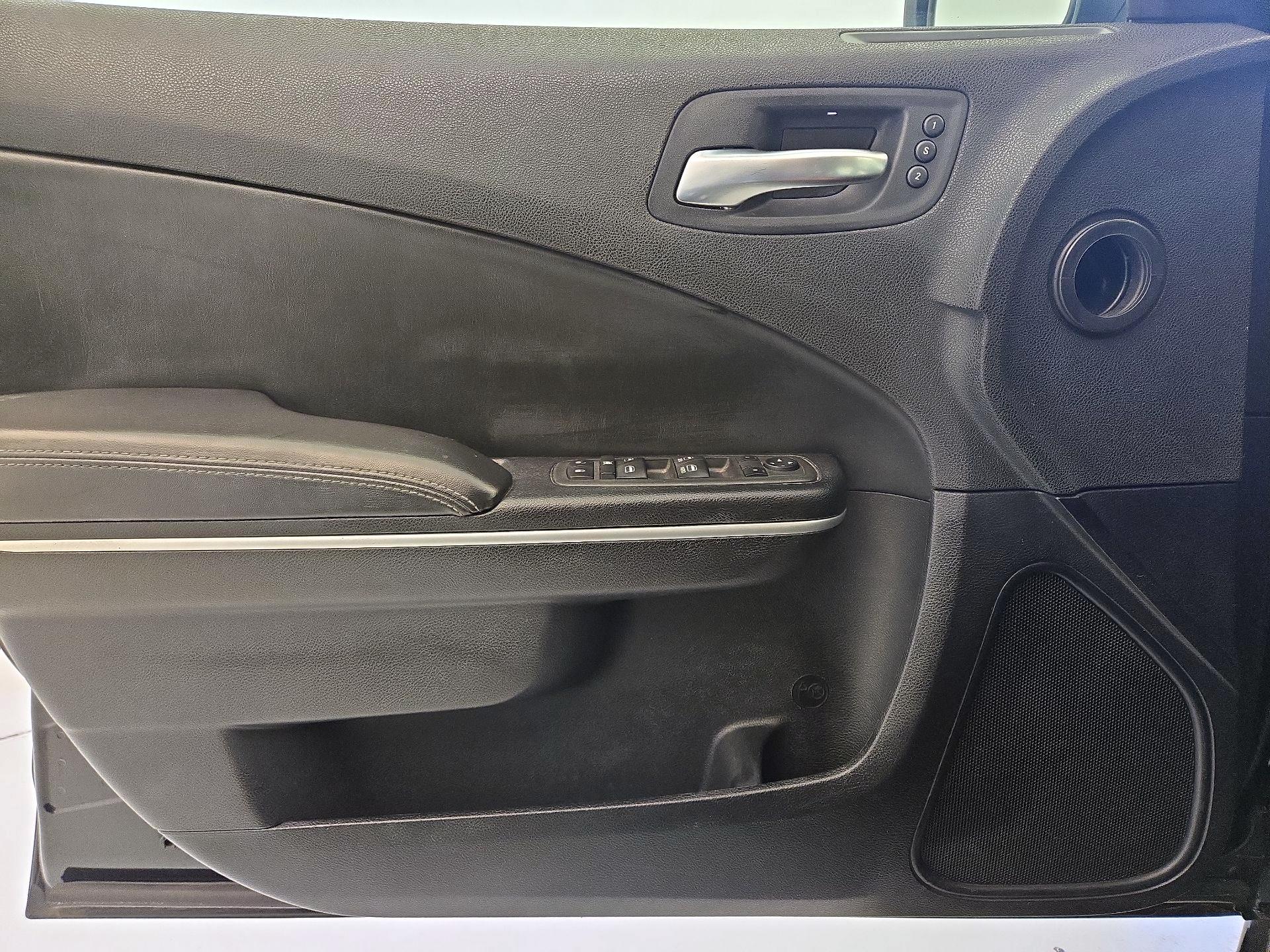 Thumbnail: 2021 Dodge Charger - 12