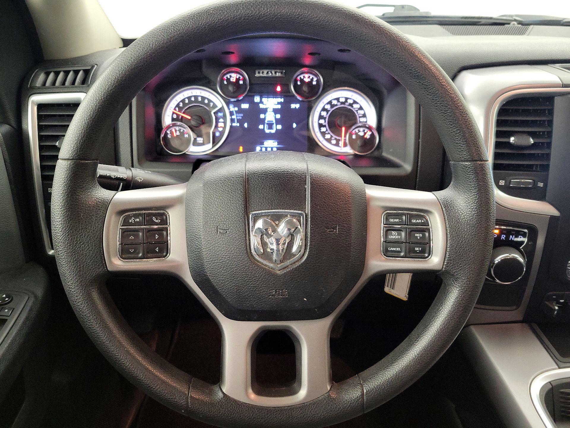 Thumbnail: 2023 RAM 1500 Classic - 10