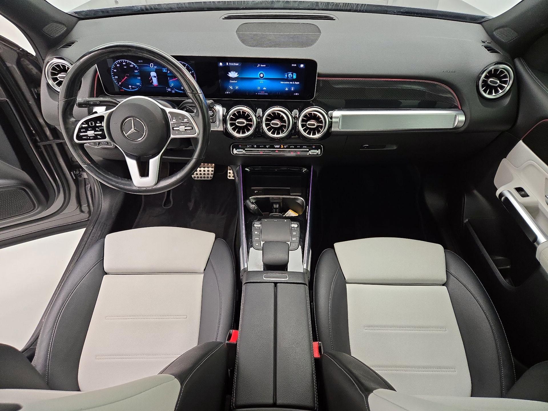 Thumbnail: 2021 Mercedes-Benz GLB - 9