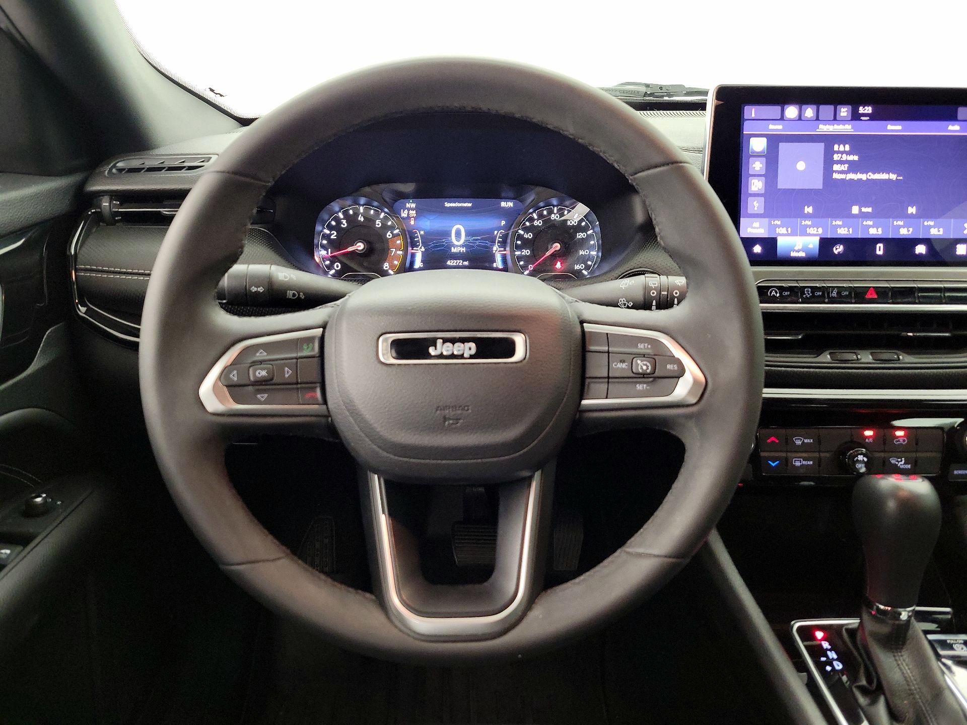 Thumbnail: 2023 Jeep Compass - 10