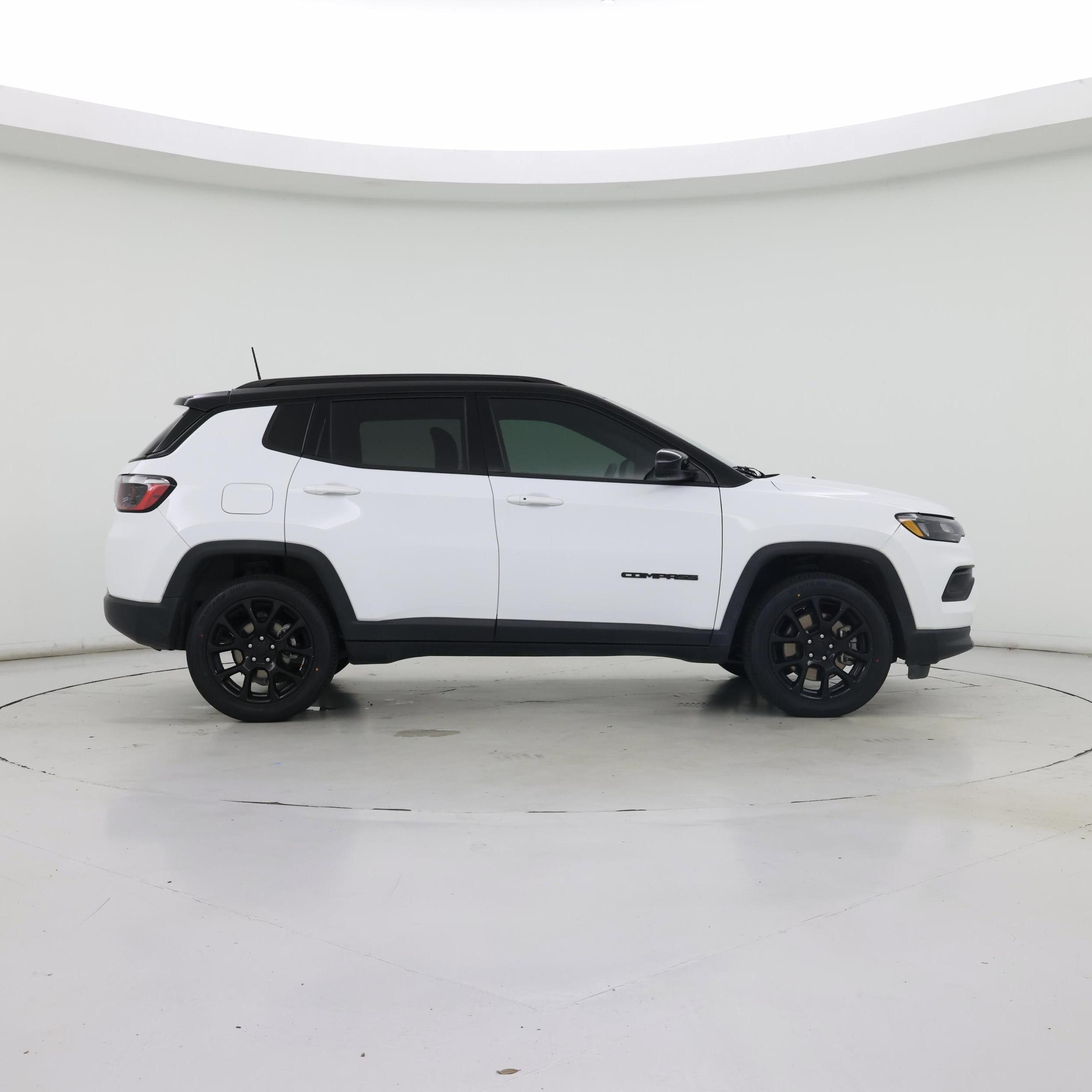Thumbnail: 2023 Jeep Compass - 7