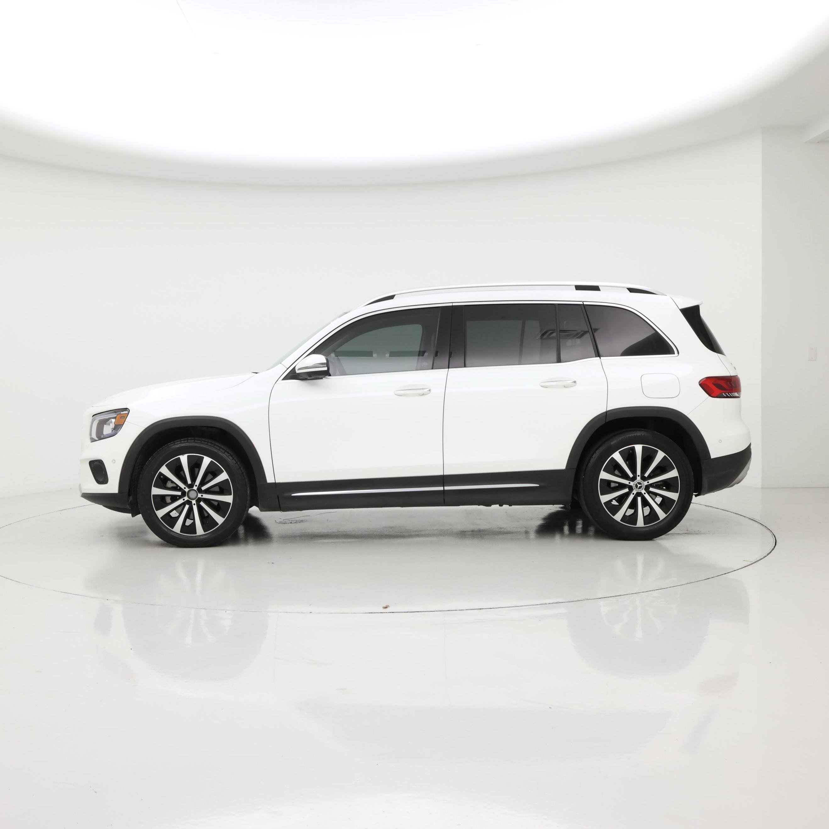 Thumbnail: 2023 Mercedes-Benz GLB - 3