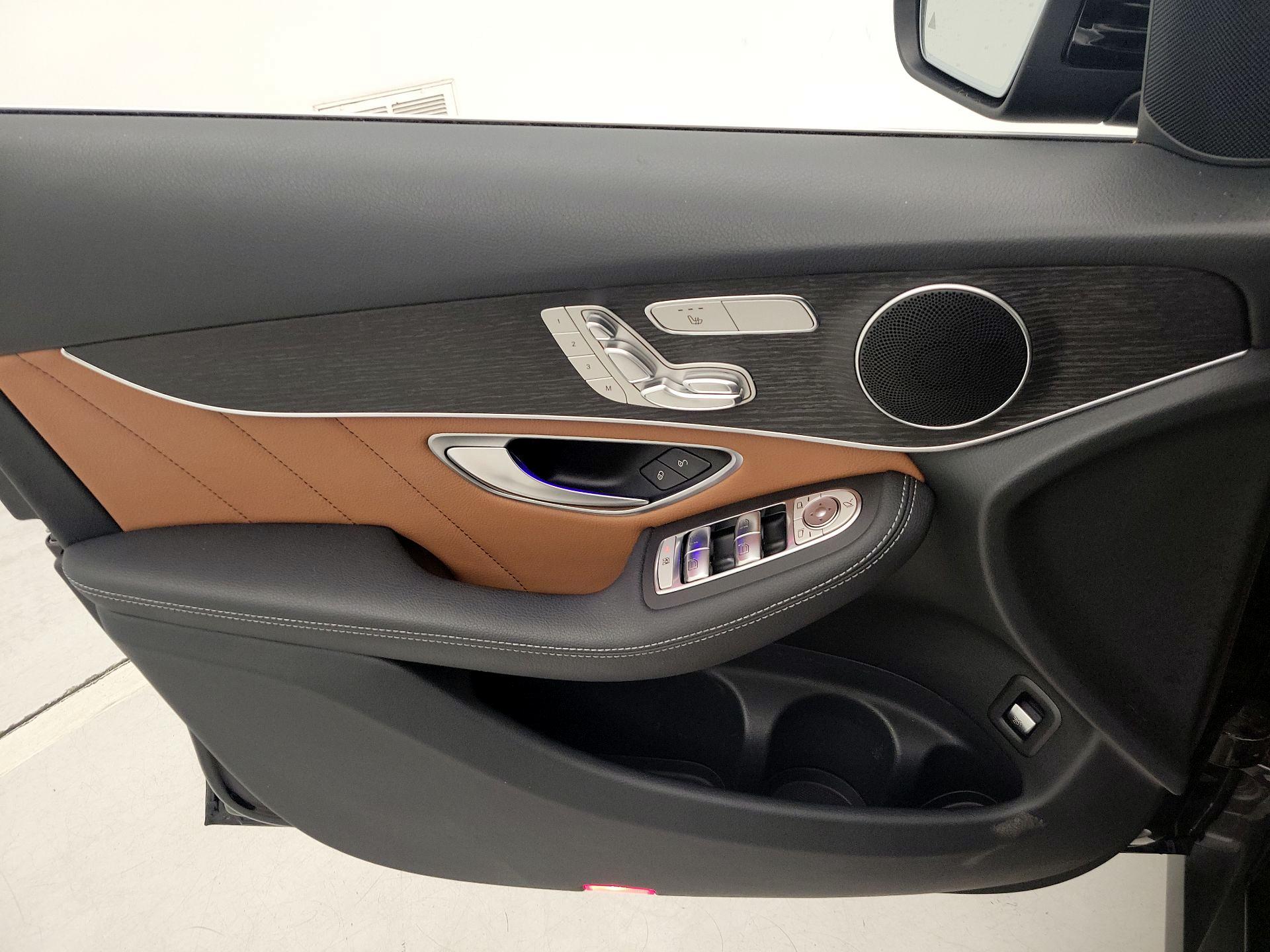 Thumbnail: 2021 Mercedes-Benz GLC - 12