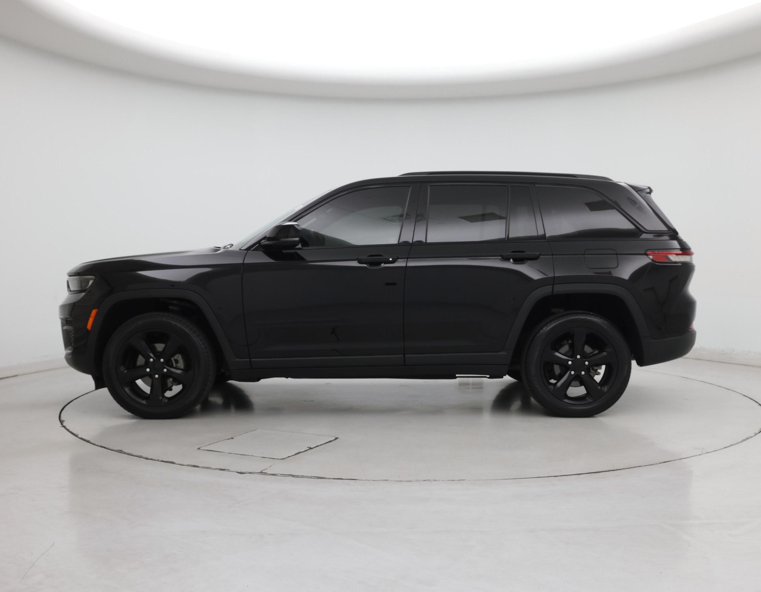 Thumbnail: 2022 Jeep Grand Cherokee - 3