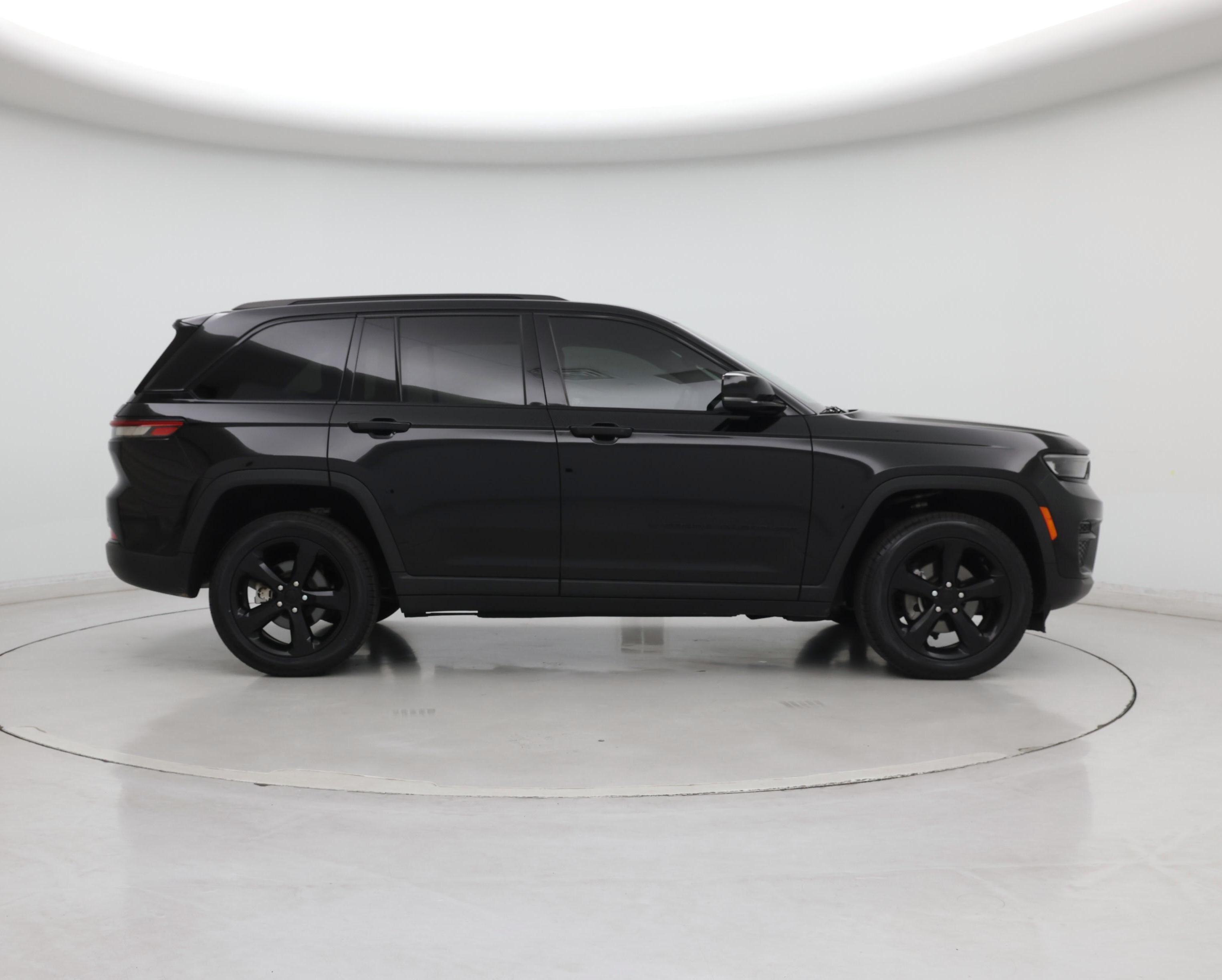 Thumbnail: 2022 Jeep Grand Cherokee - 7