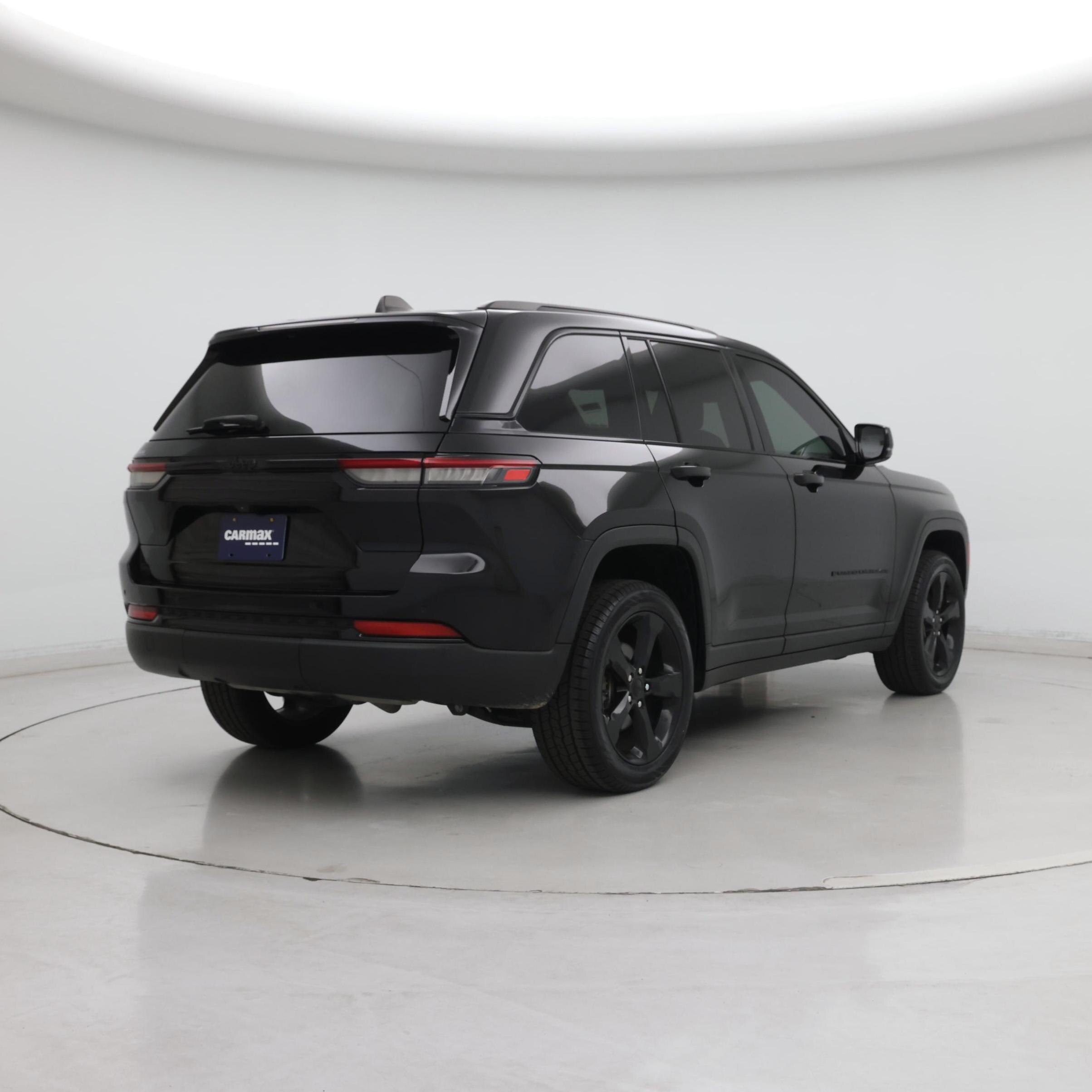 Thumbnail: 2022 Jeep Grand Cherokee - 8