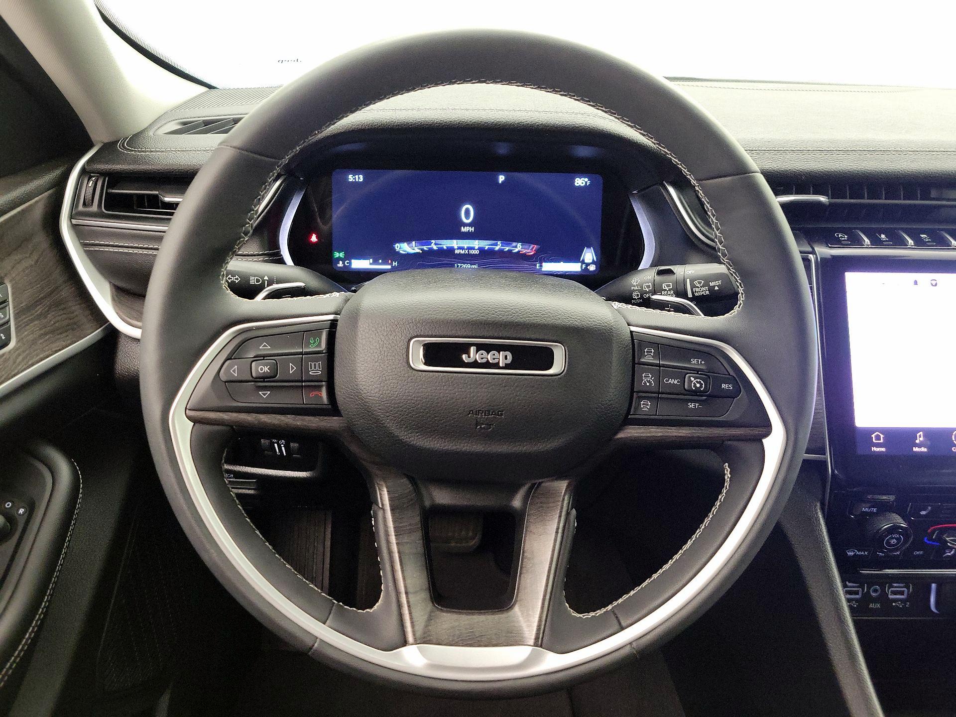 Thumbnail: 2023 Jeep Grand Cherokee - 10