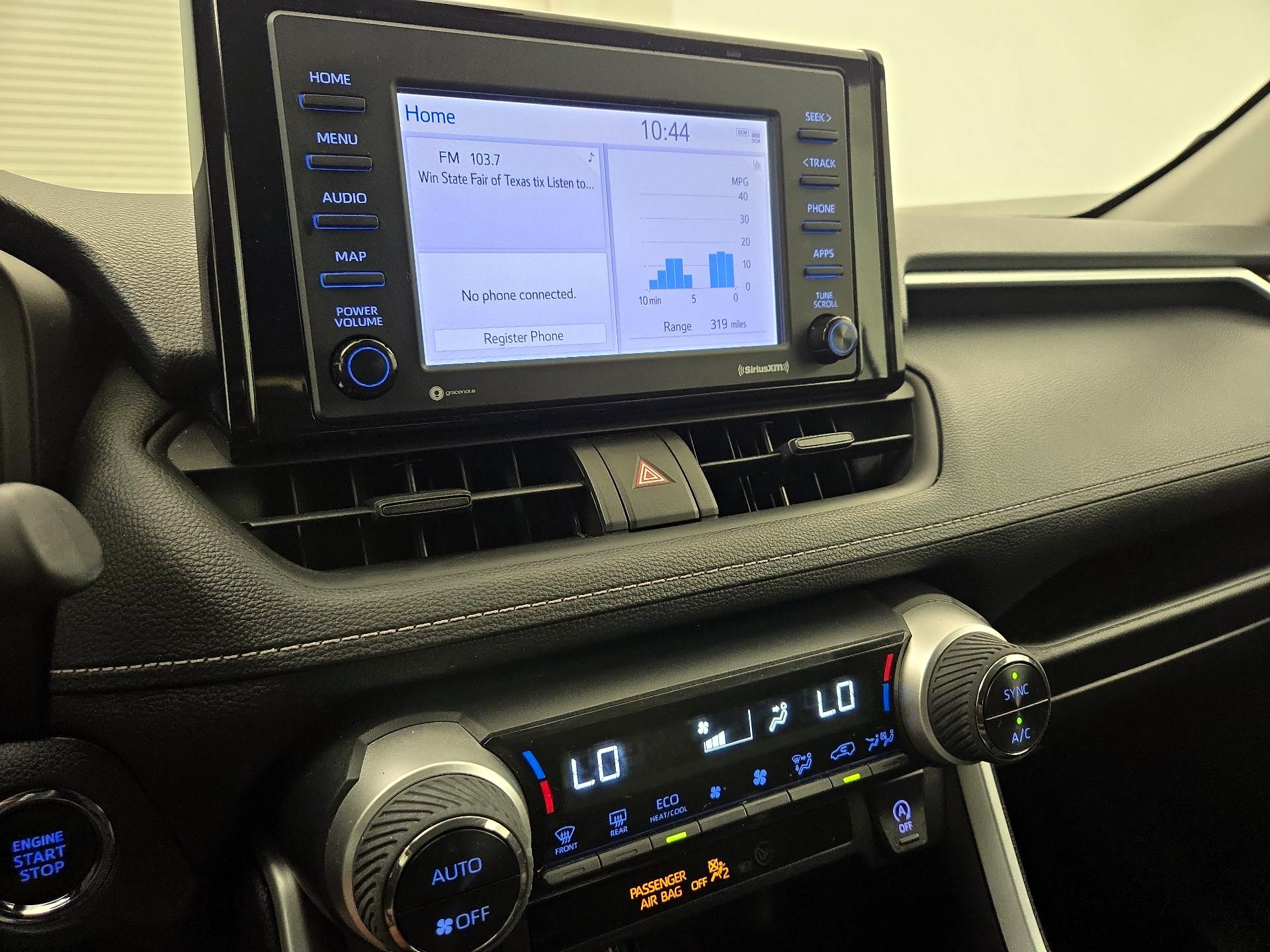 Thumbnail: 2021 Toyota RAV4 - 15