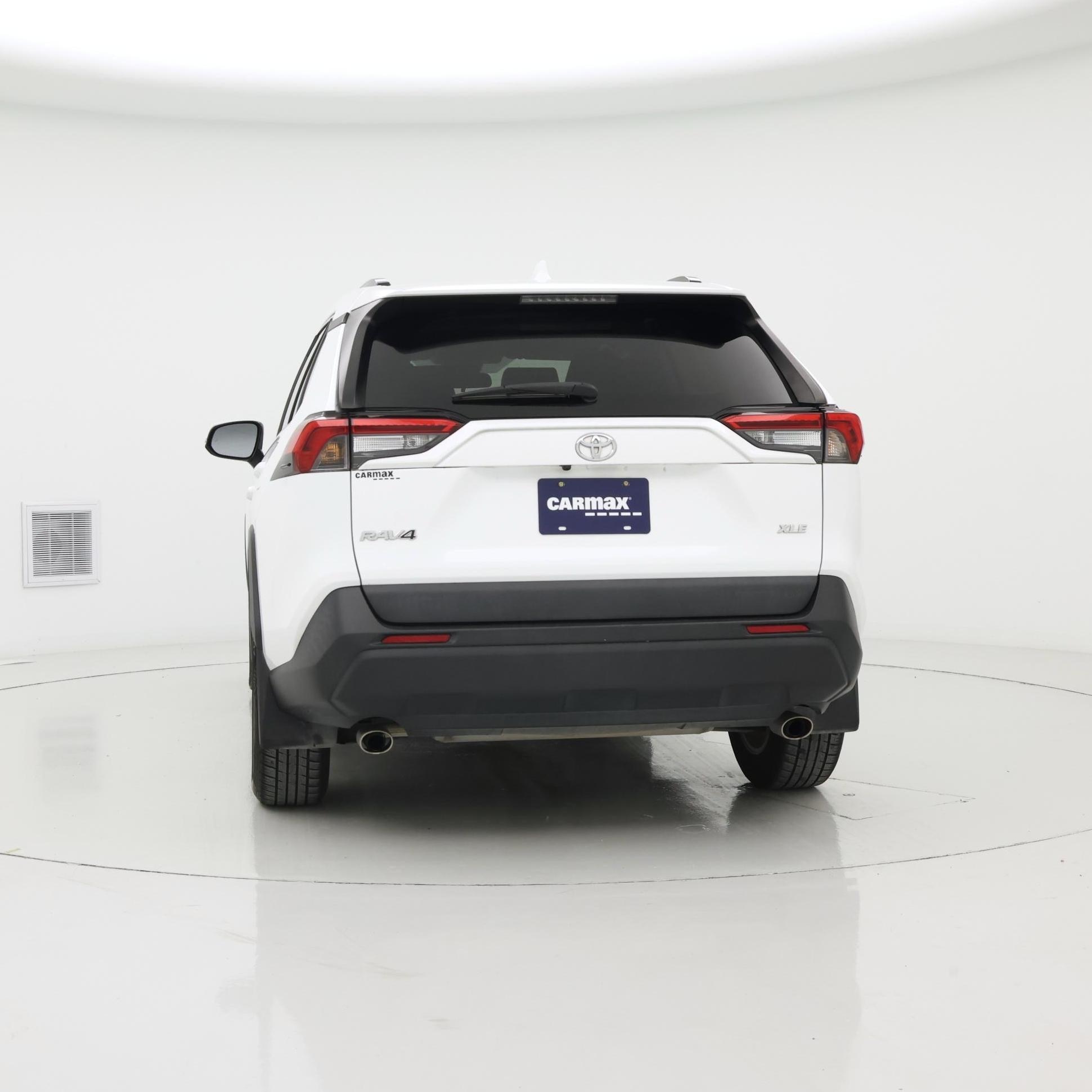 Thumbnail: 2021 Toyota RAV4 - 6
