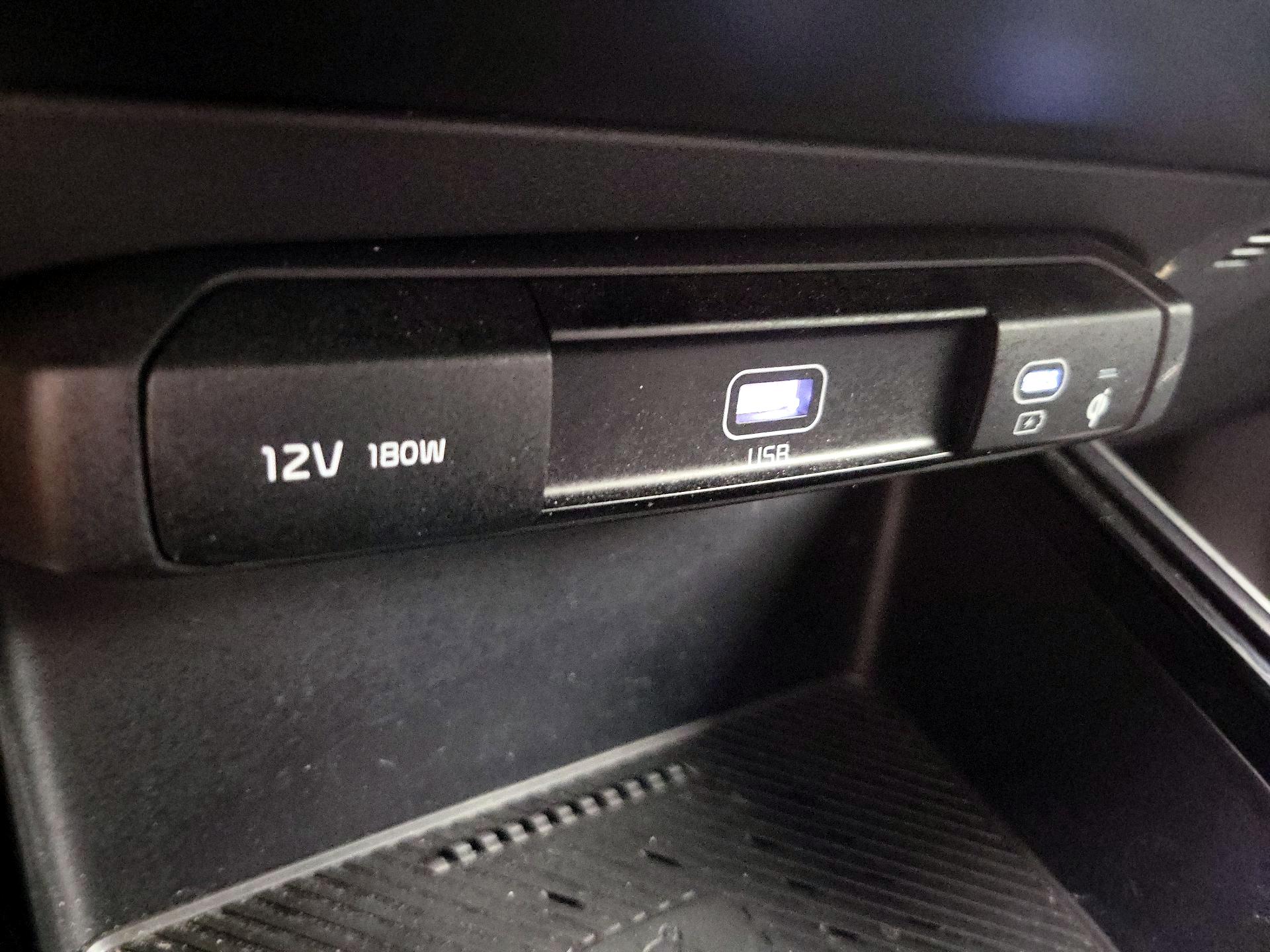 Thumbnail: 2023 Kia Niro - 19