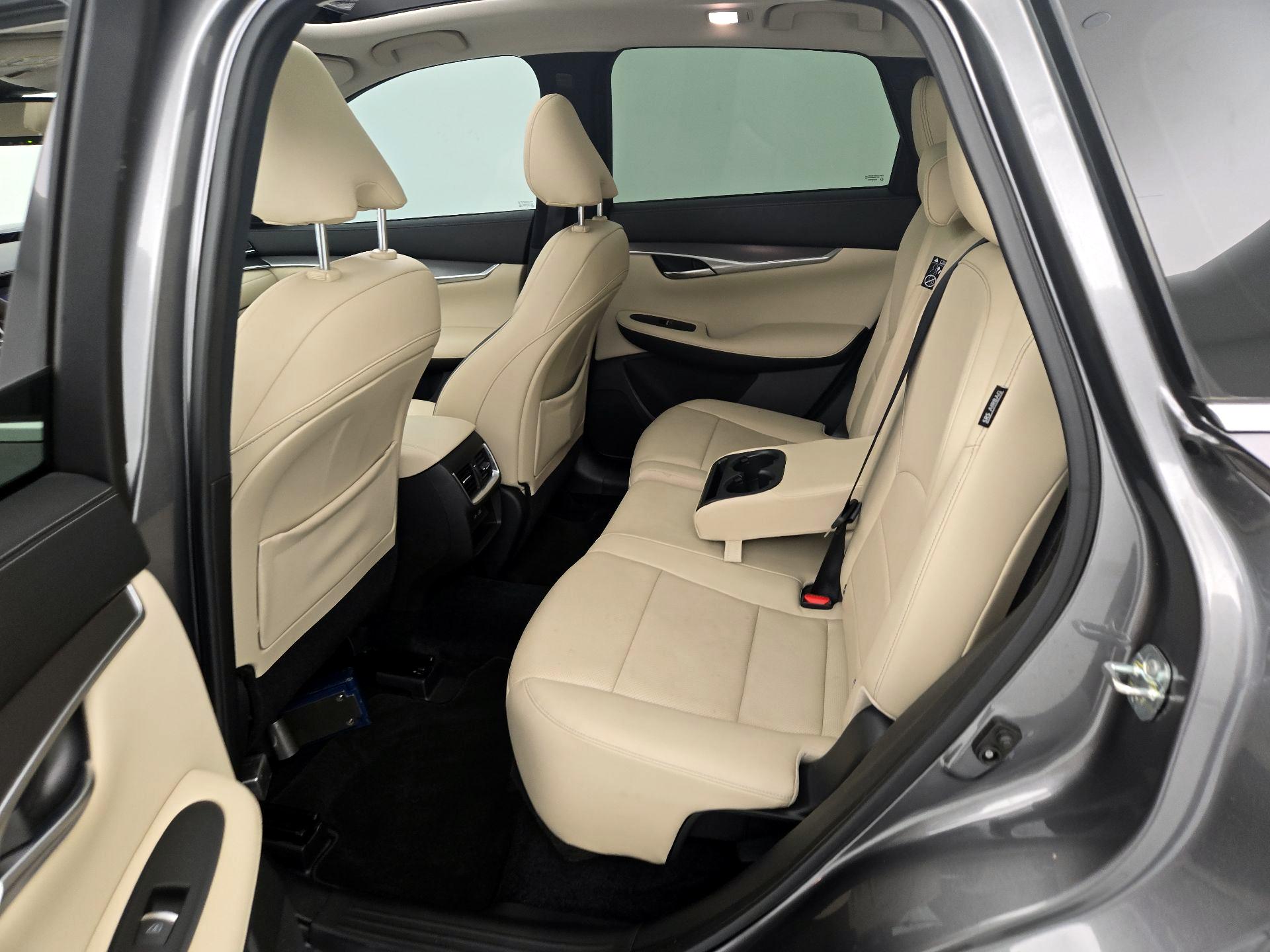 Thumbnail: 2022 INFINITI QX50 - 20