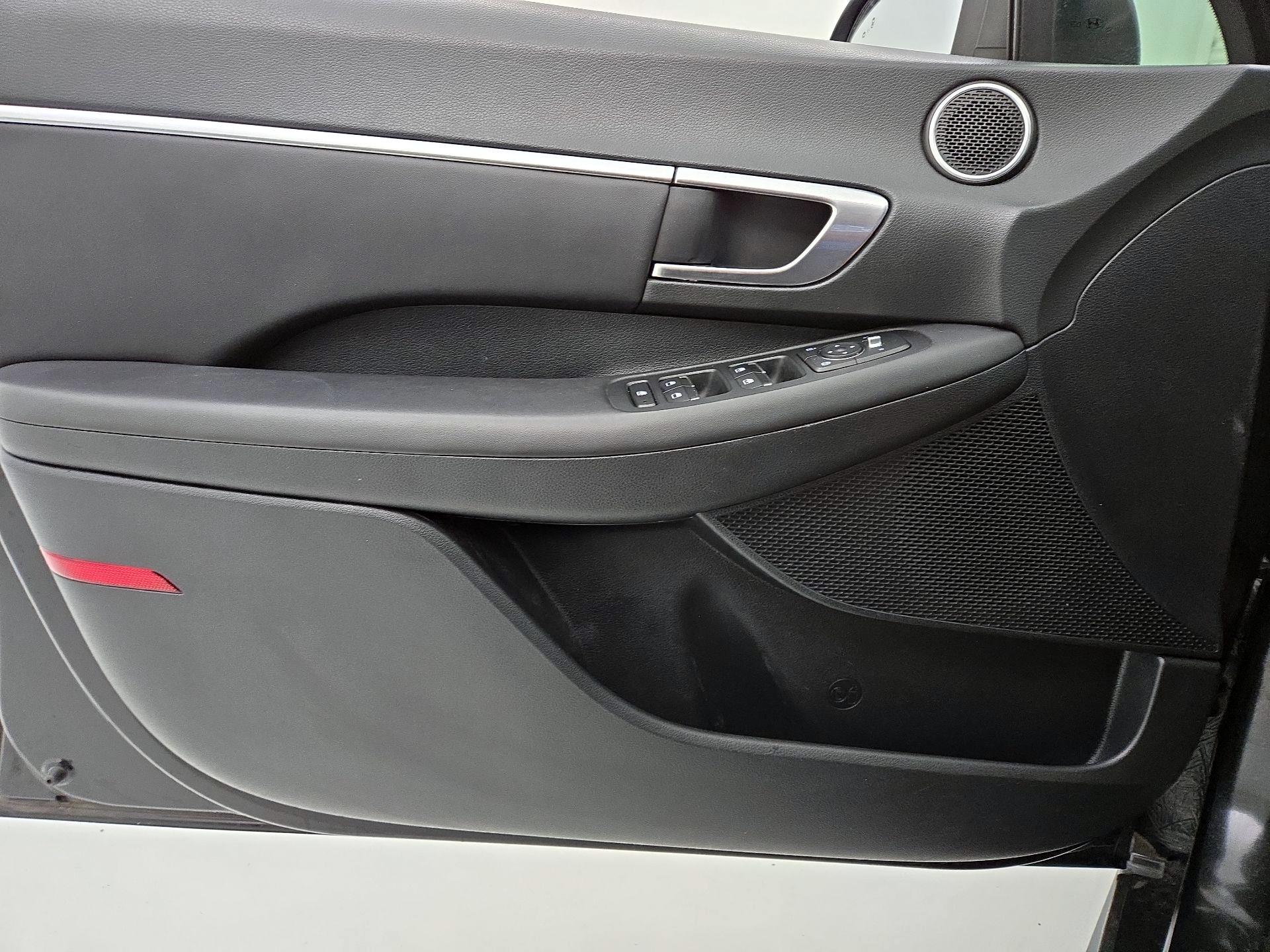 Thumbnail: 2022 Hyundai Sonata - 12