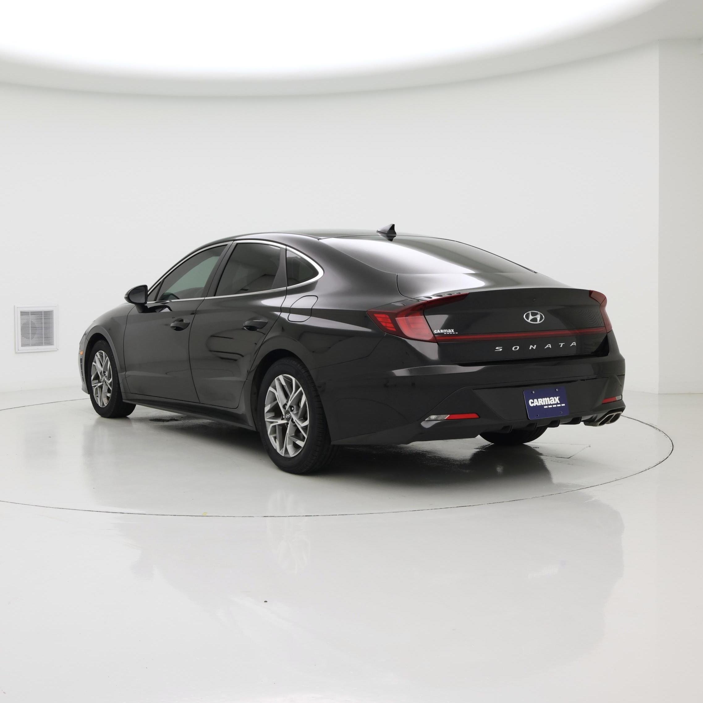 Thumbnail: 2022 Hyundai Sonata - 2