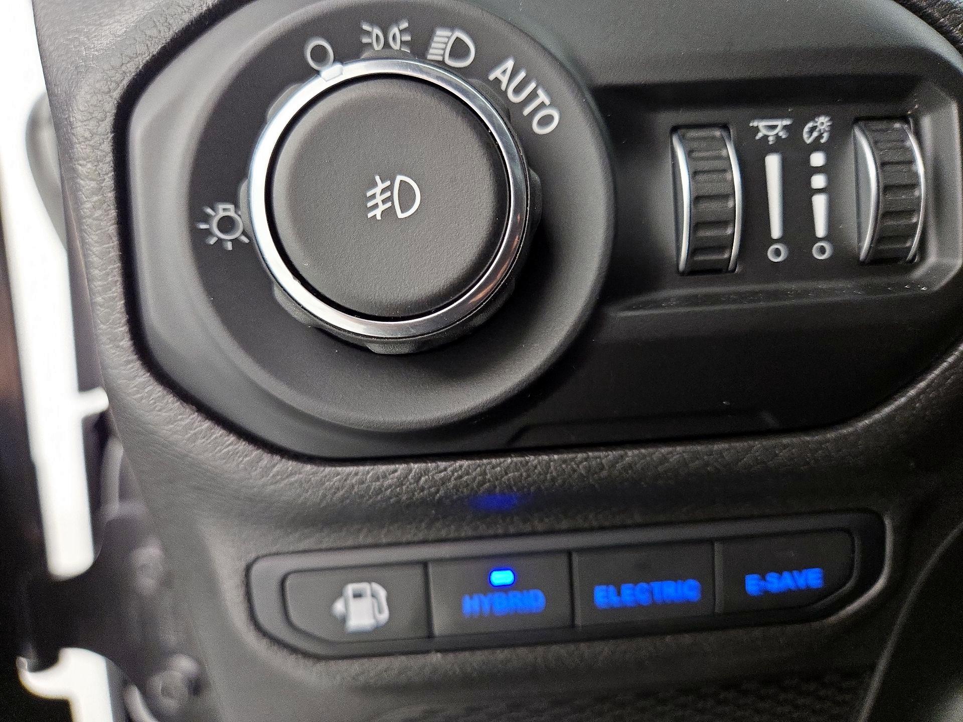 Thumbnail: 2022 Jeep Wrangler - 13