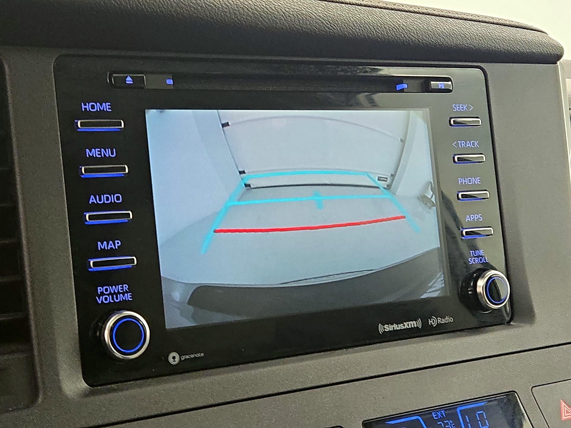 Thumbnail: 2020 Toyota Sienna - 15