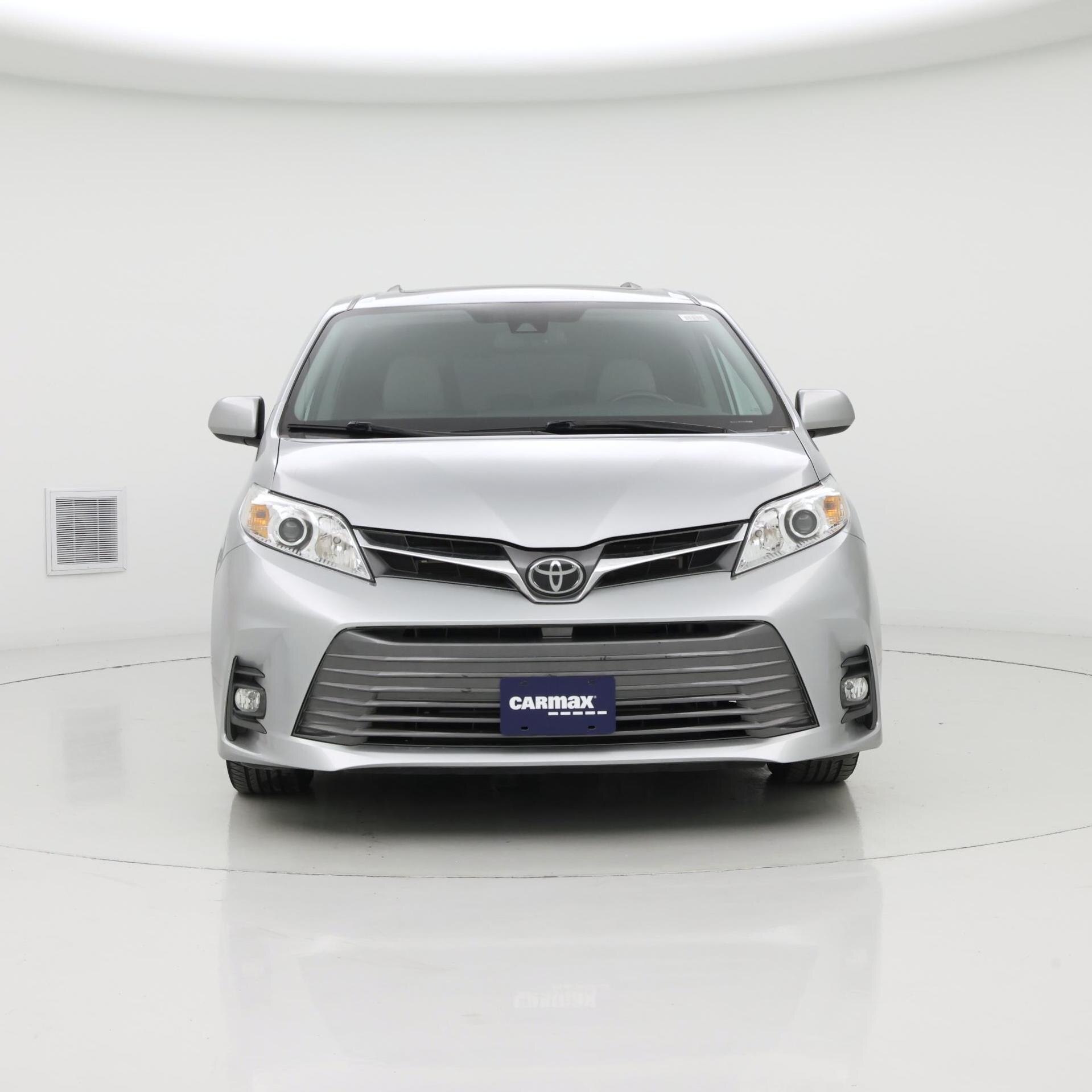 Thumbnail: 2020 Toyota Sienna - 5