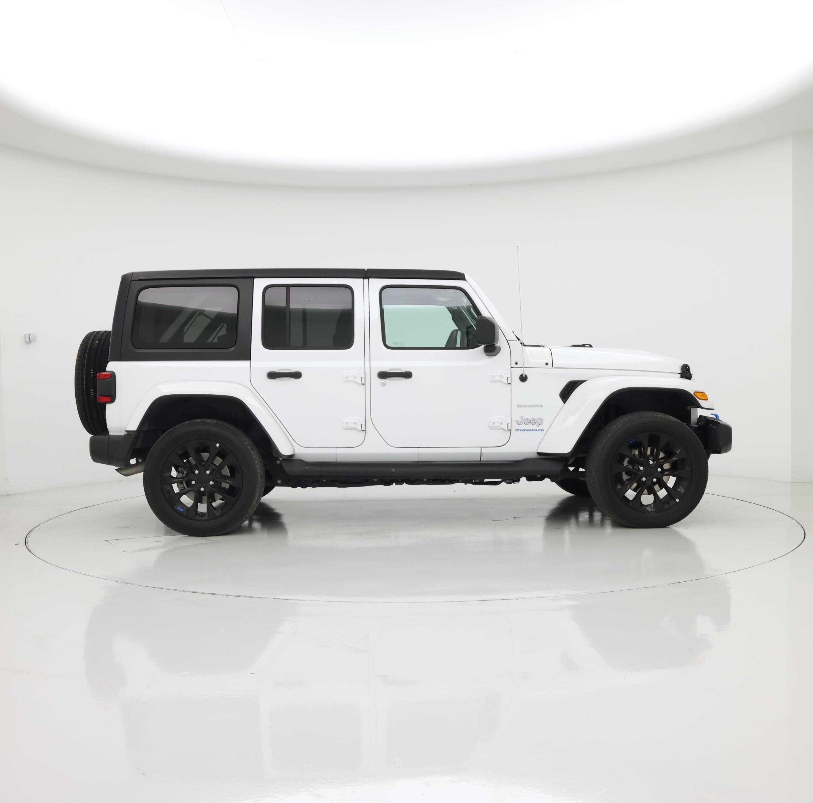 Thumbnail: 2023 Jeep Wrangler - 7