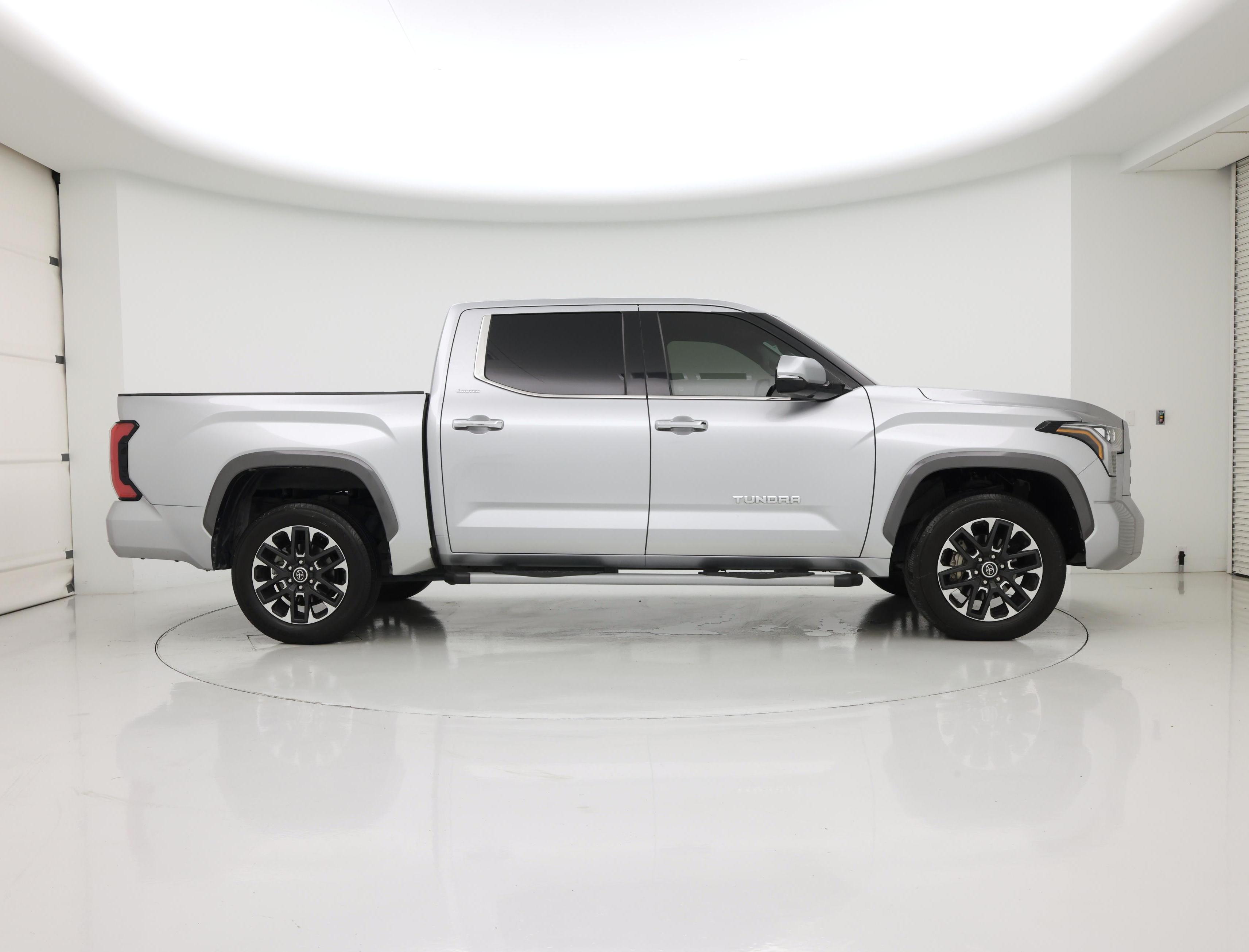 Thumbnail: 2023 Toyota Tundra - 7
