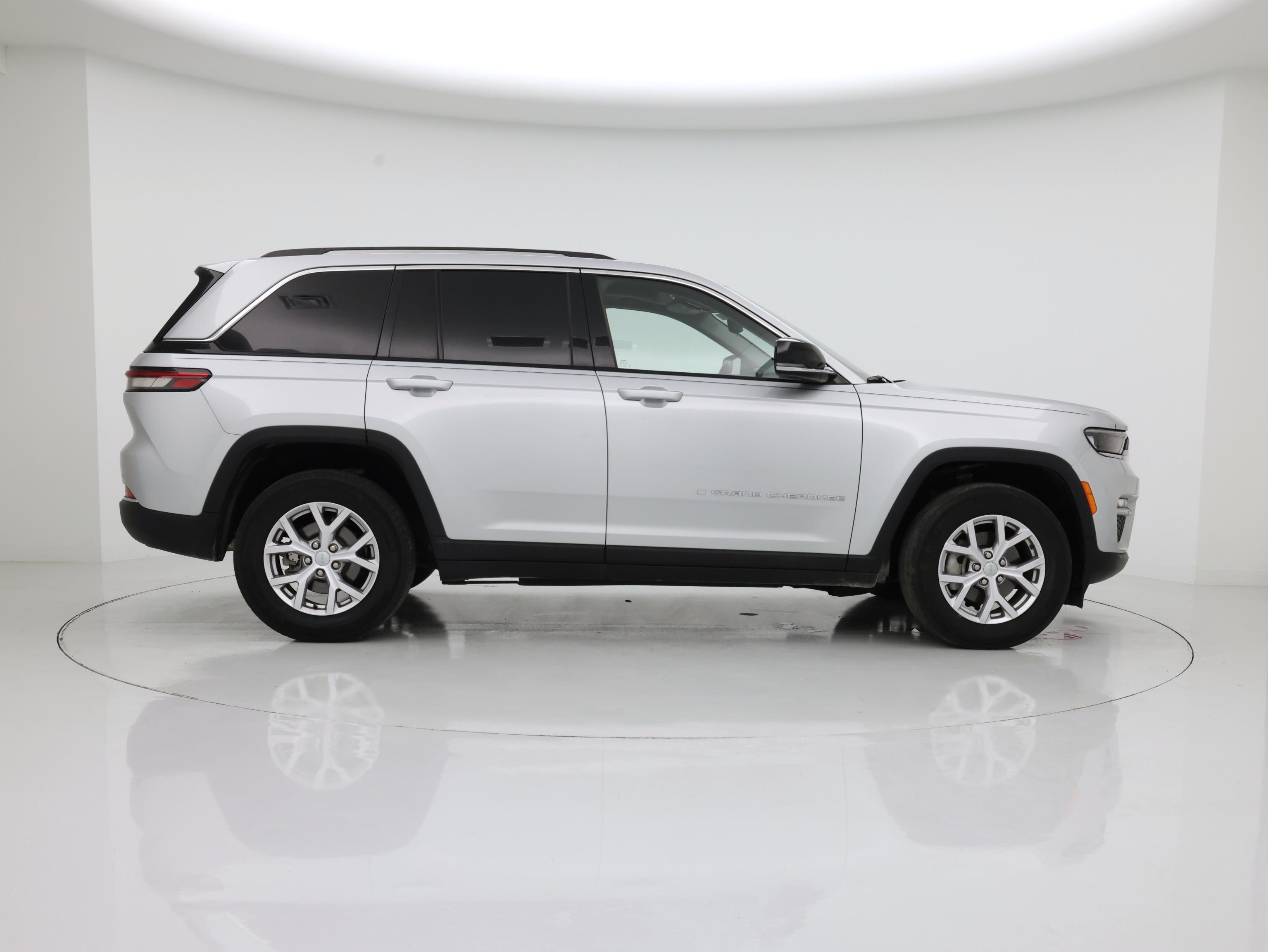 Thumbnail: 2022 Jeep Grand Cherokee - 7