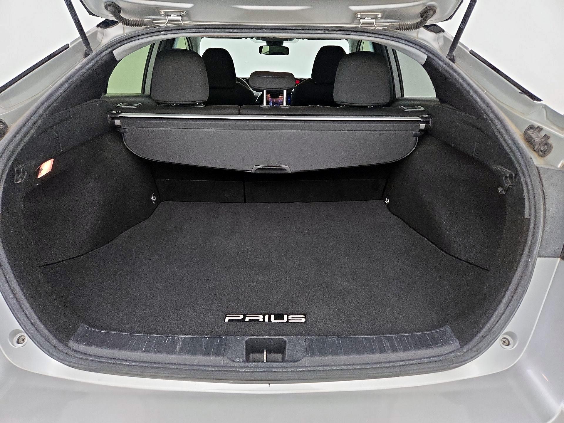 Thumbnail: 2019 Toyota Prius - 20