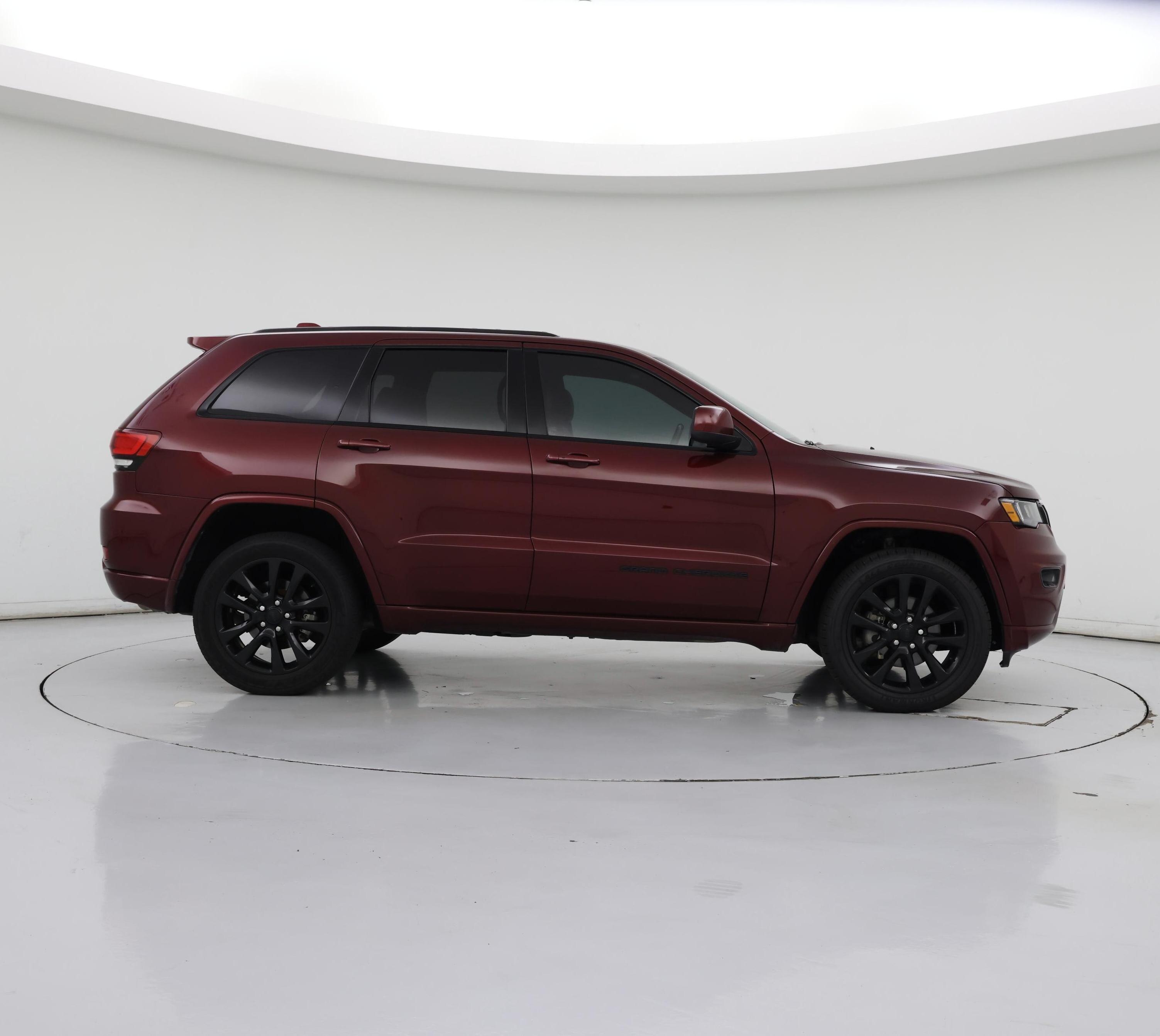 Thumbnail: 2018 Jeep Grand Cherokee - 7