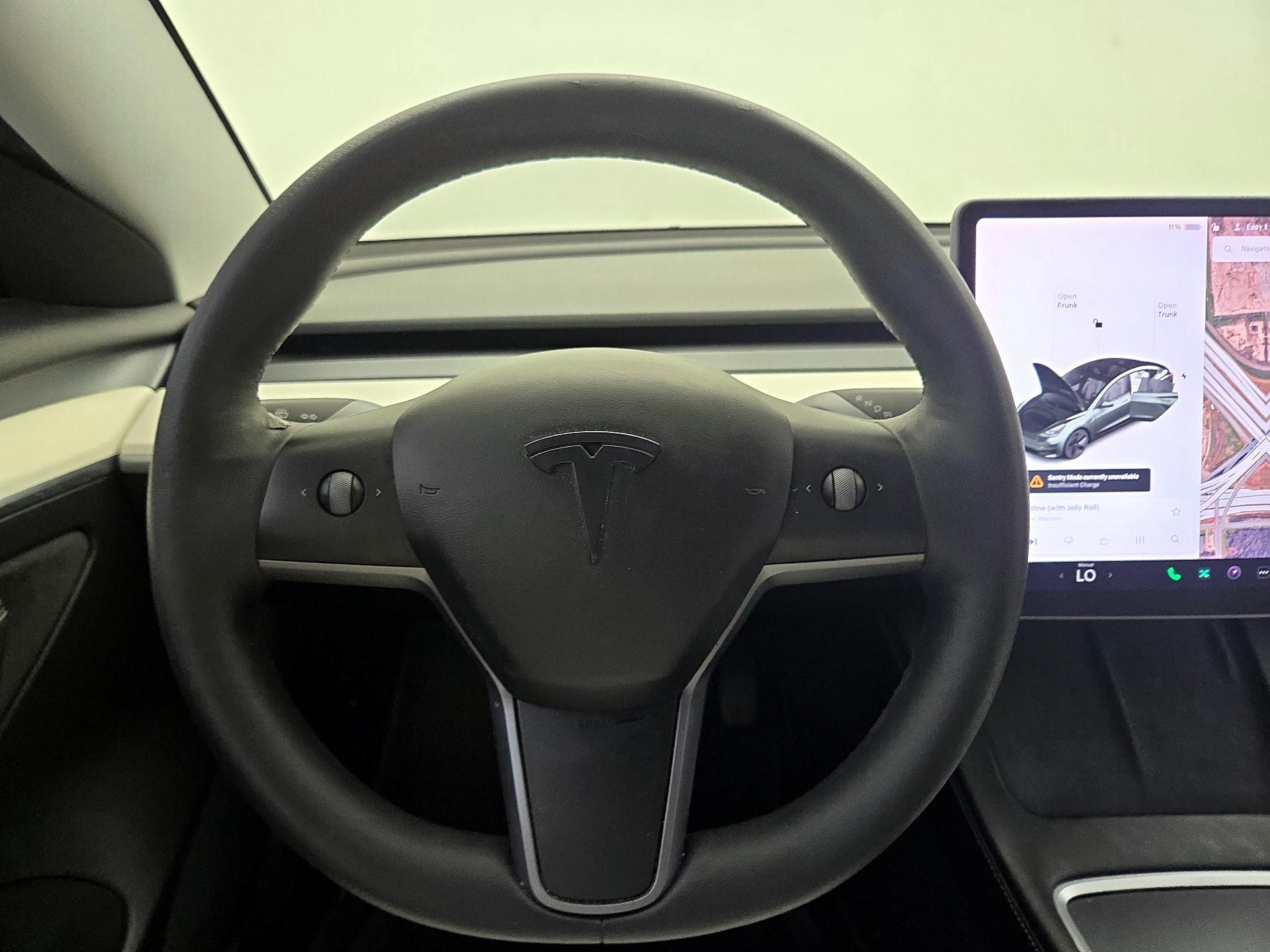 Thumbnail: 2021 Tesla Model 3 - 10