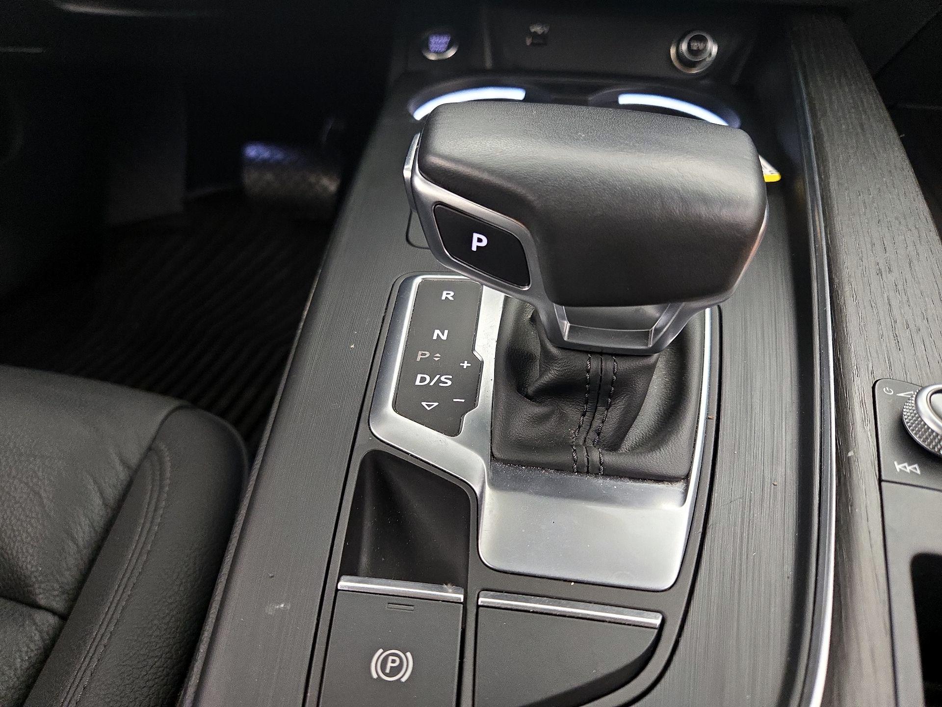 Thumbnail: 2019 Audi A4 - 17