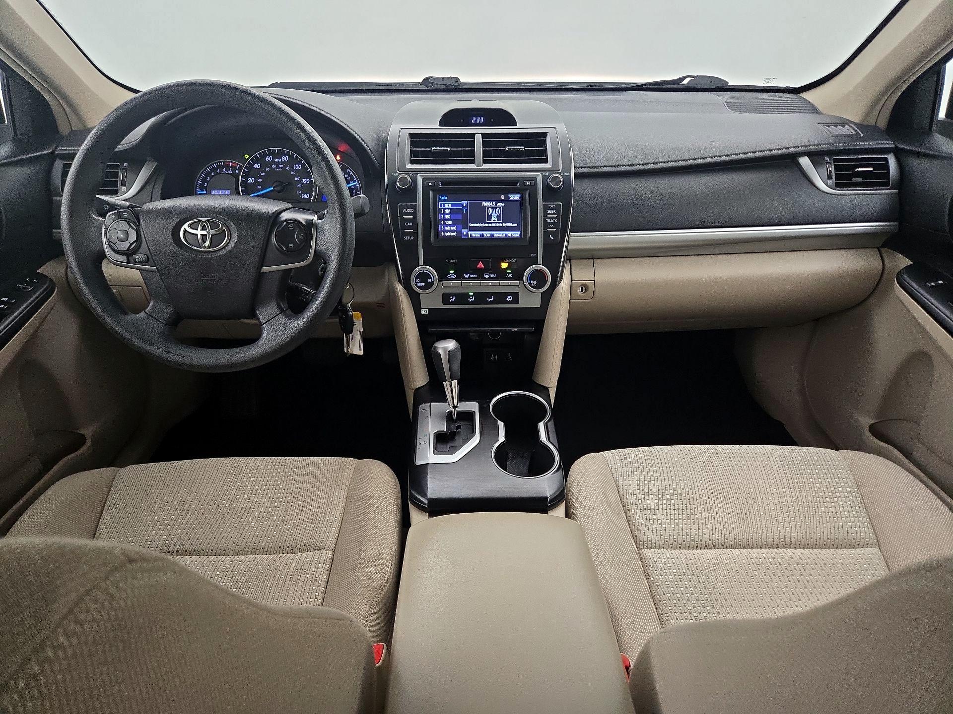 Thumbnail: 2014 Toyota Camry - 9