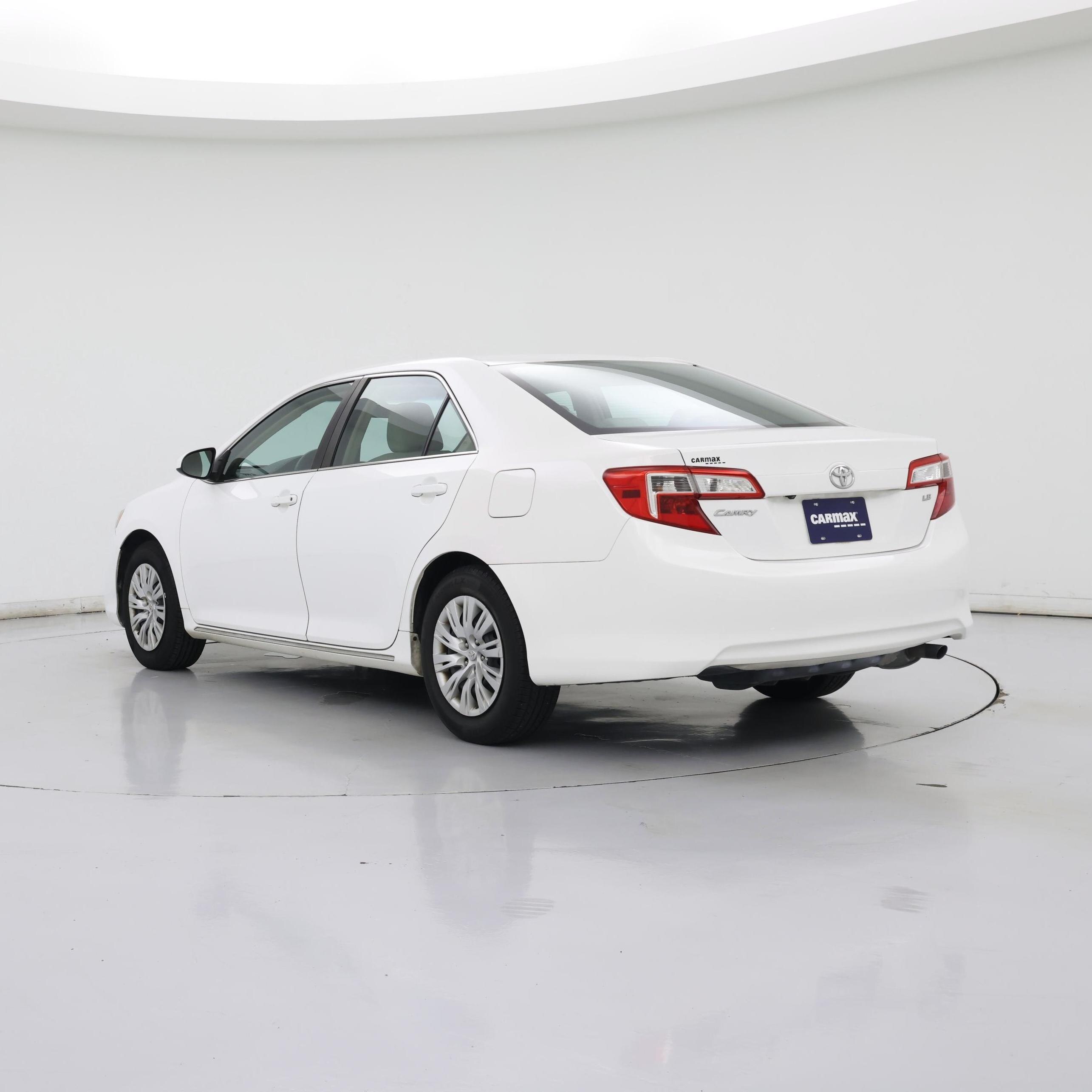 Thumbnail: 2014 Toyota Camry - 2