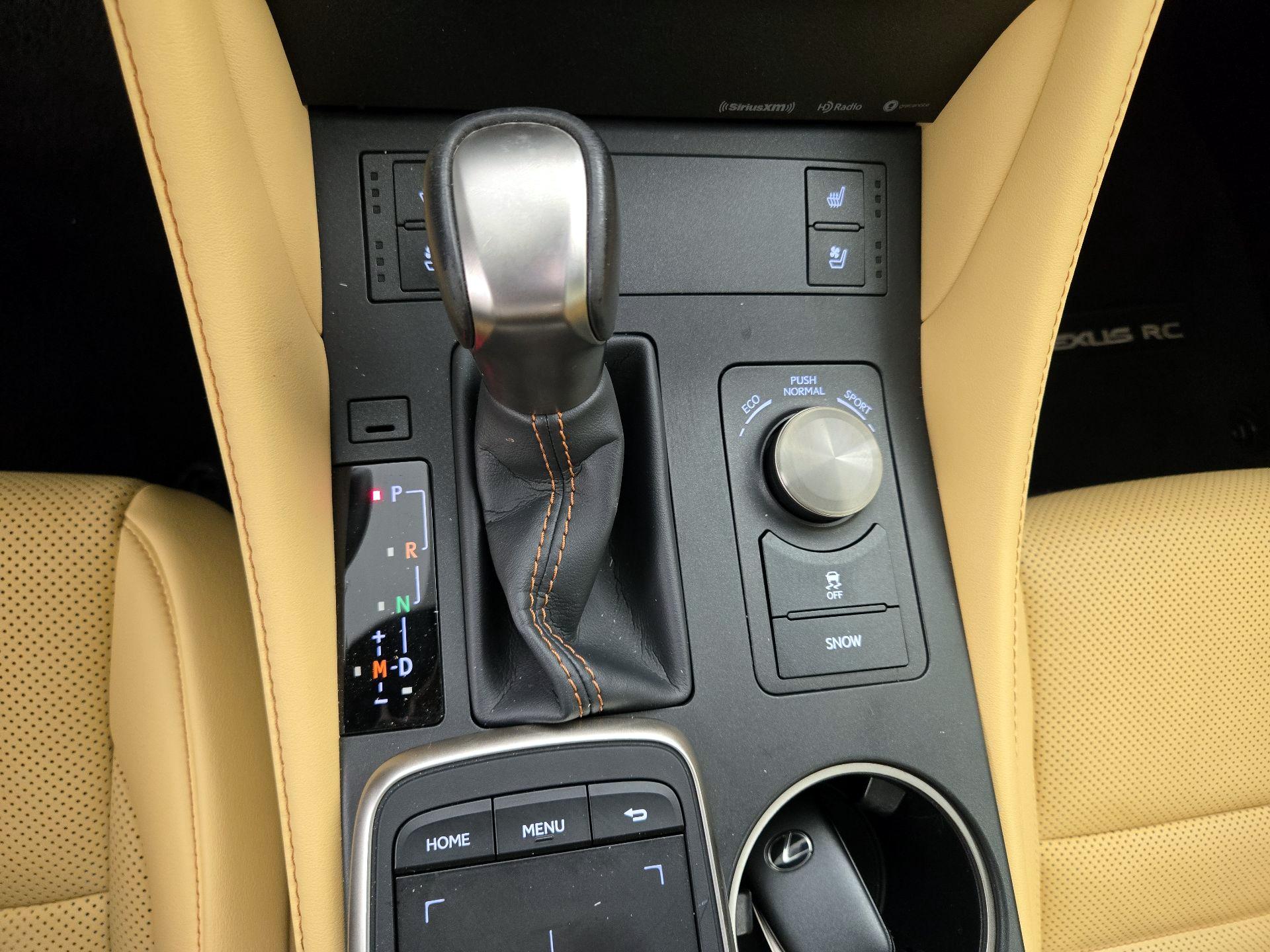 Thumbnail: 2019 Lexus RC - 17