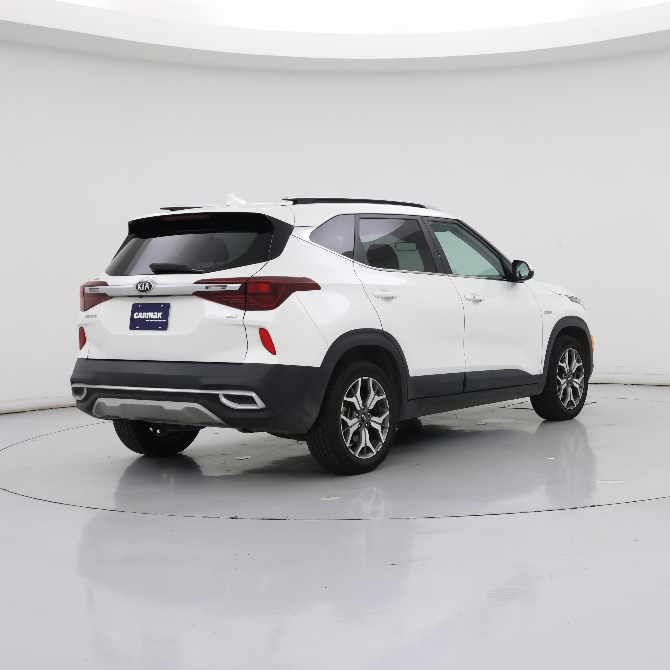 Thumbnail: 2021 Kia Seltos - 8