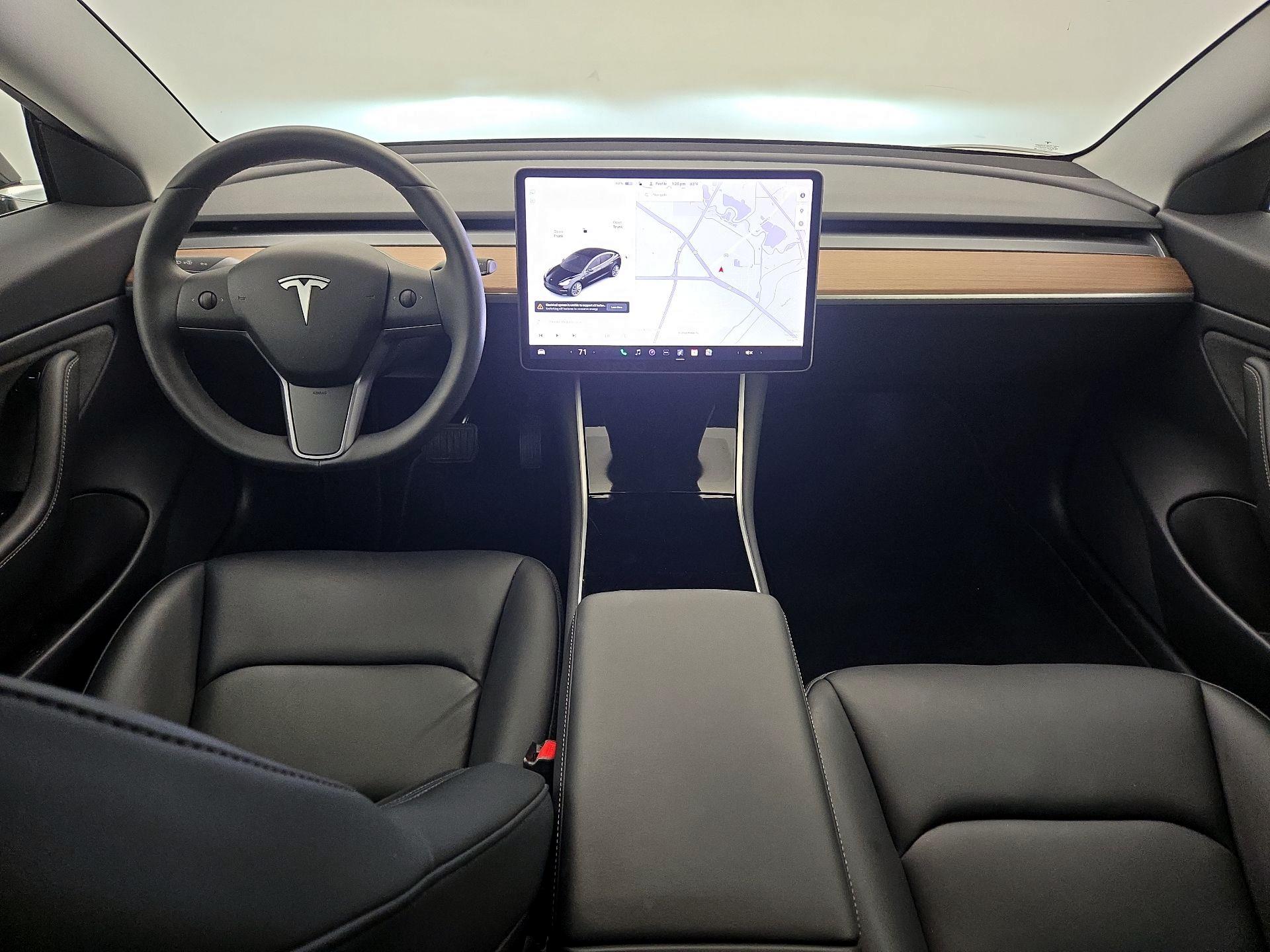 Thumbnail: 2020 Tesla Model 3 - 9