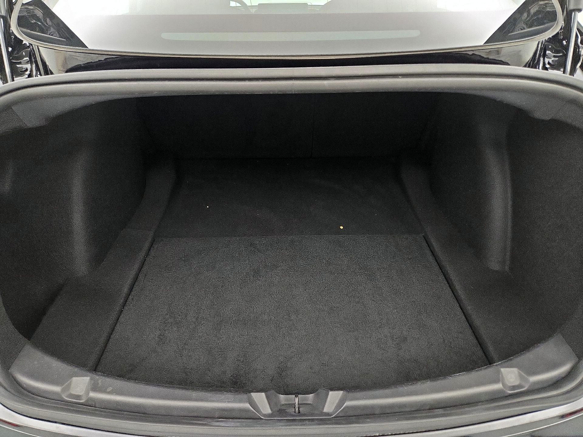 Thumbnail: 2020 Tesla Model 3 - 20